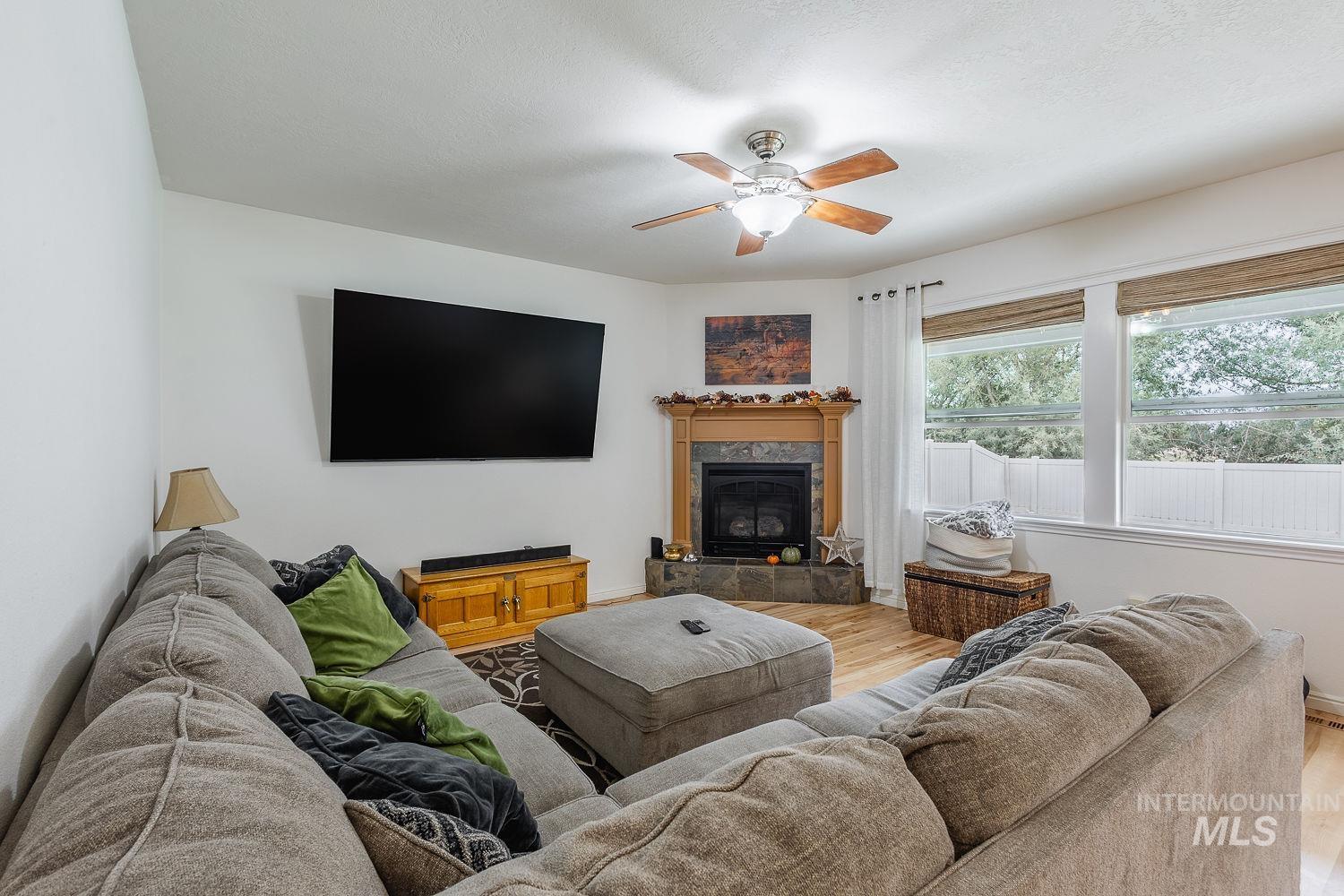 1030 N Powder River Dr Property Photo 12