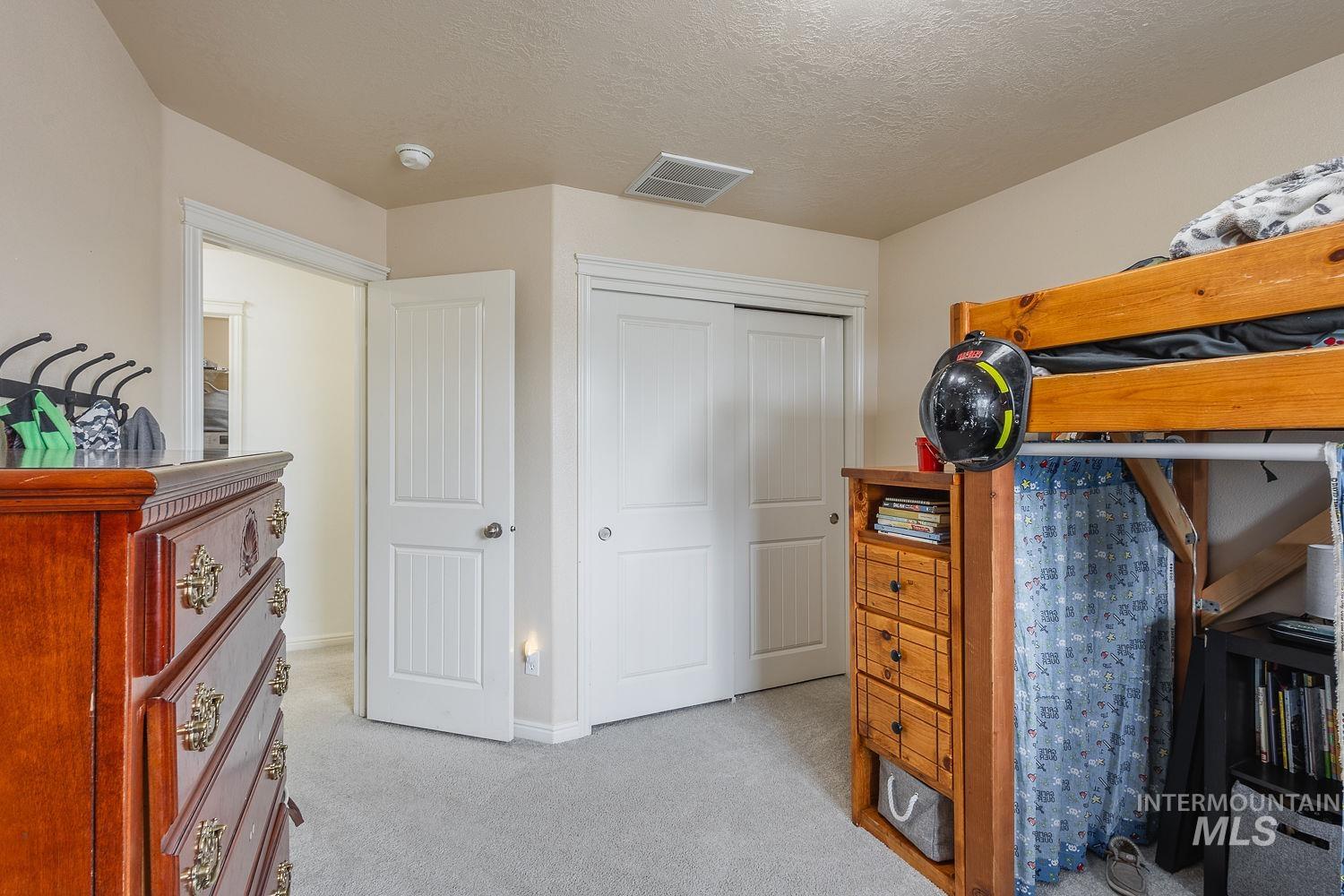 1030 N Powder River Dr Property Photo 35