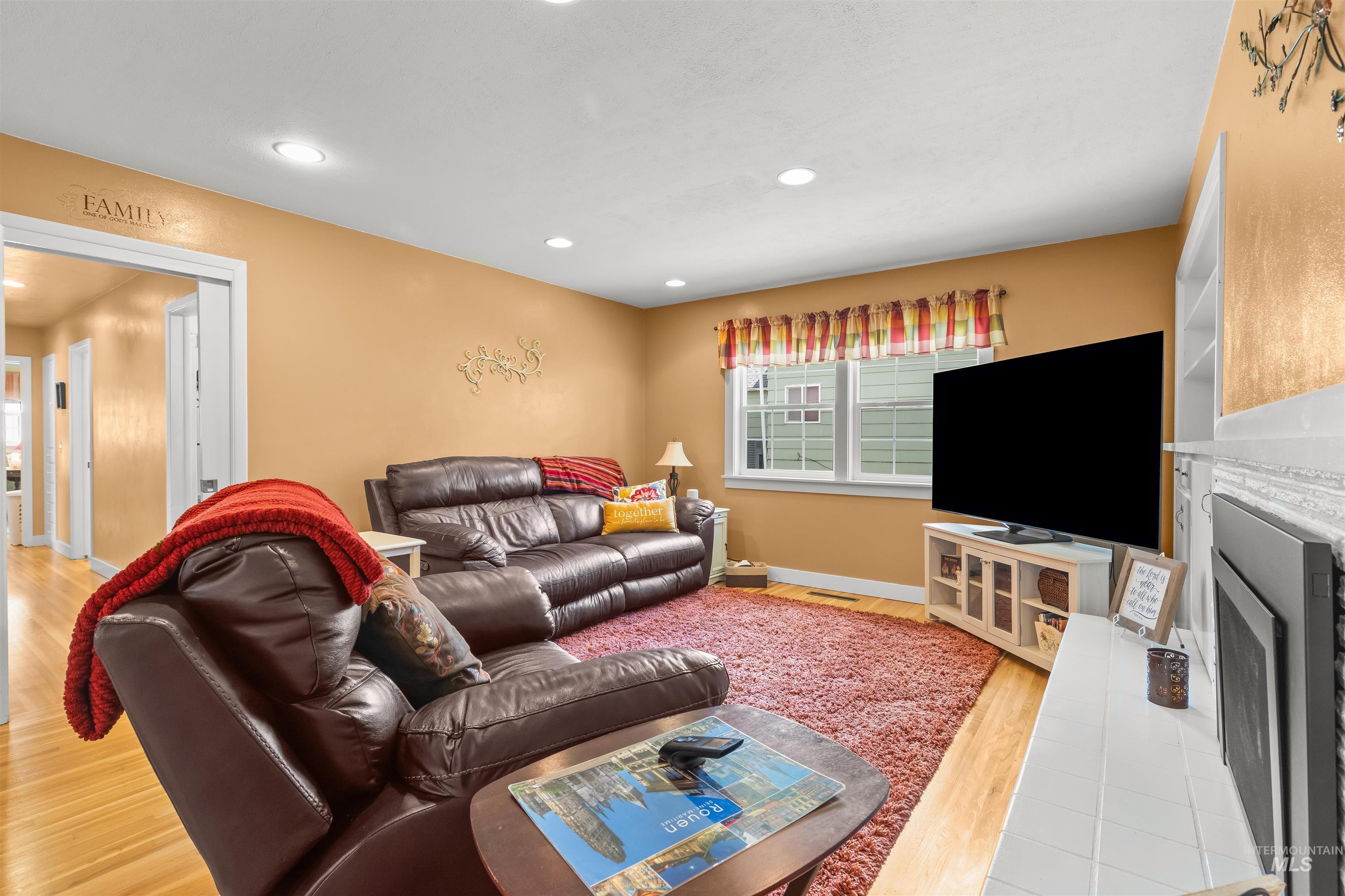404 Halliday St Property Photo 19