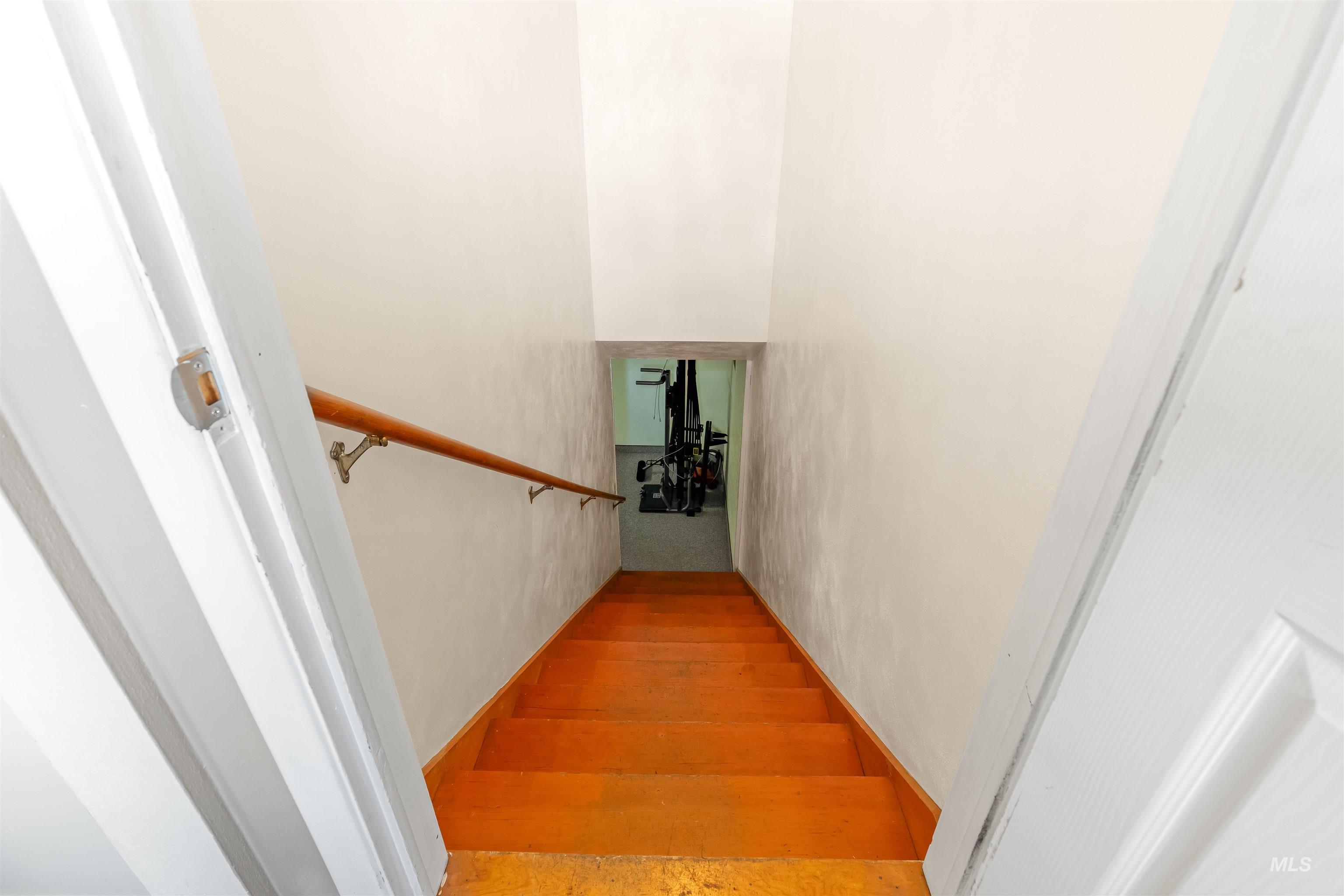 404 Halliday St Property Photo 30