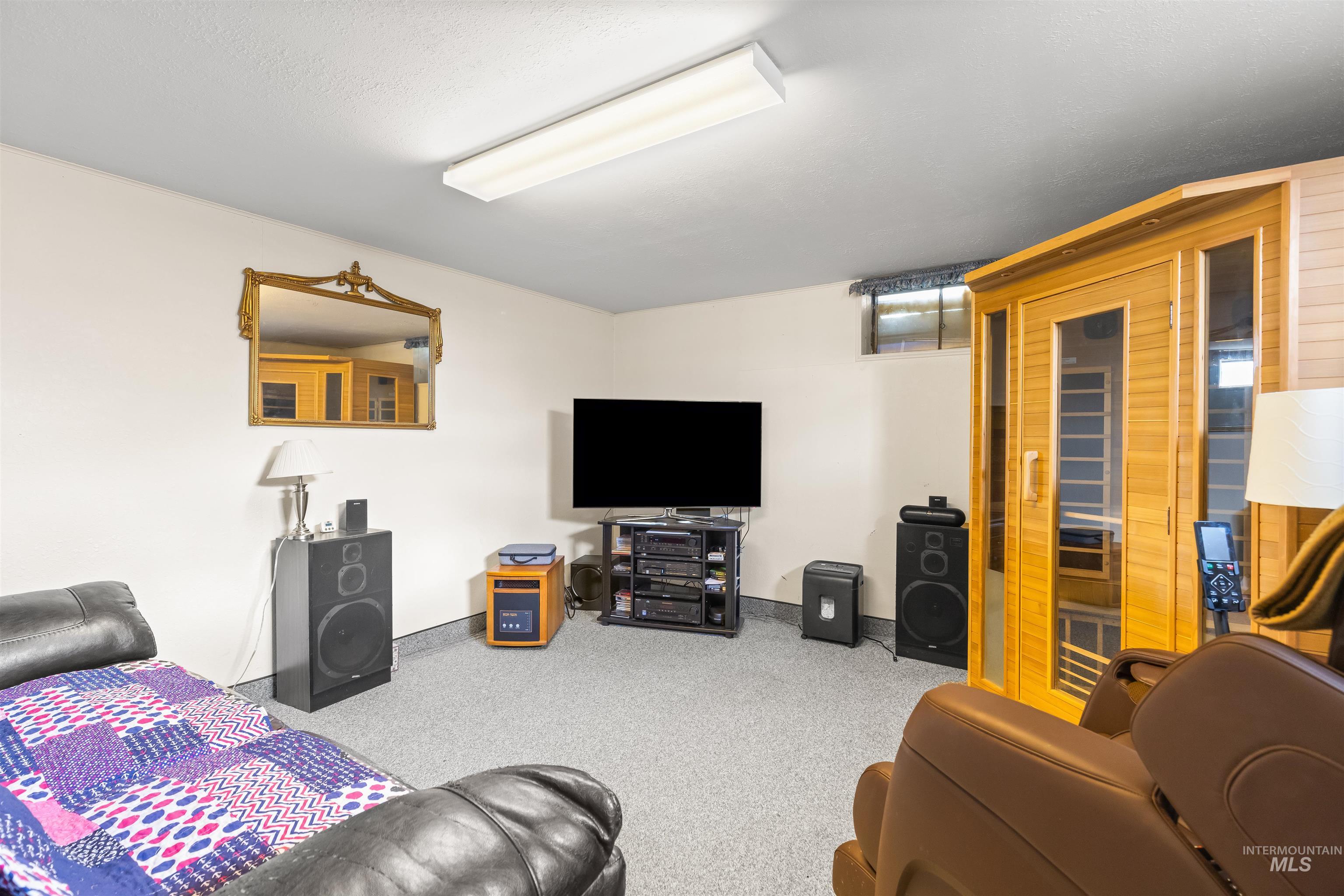 404 Halliday St Property Photo 34