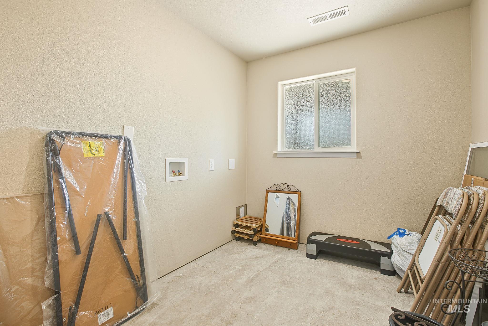 2541 3rd Ave Property Photo 40