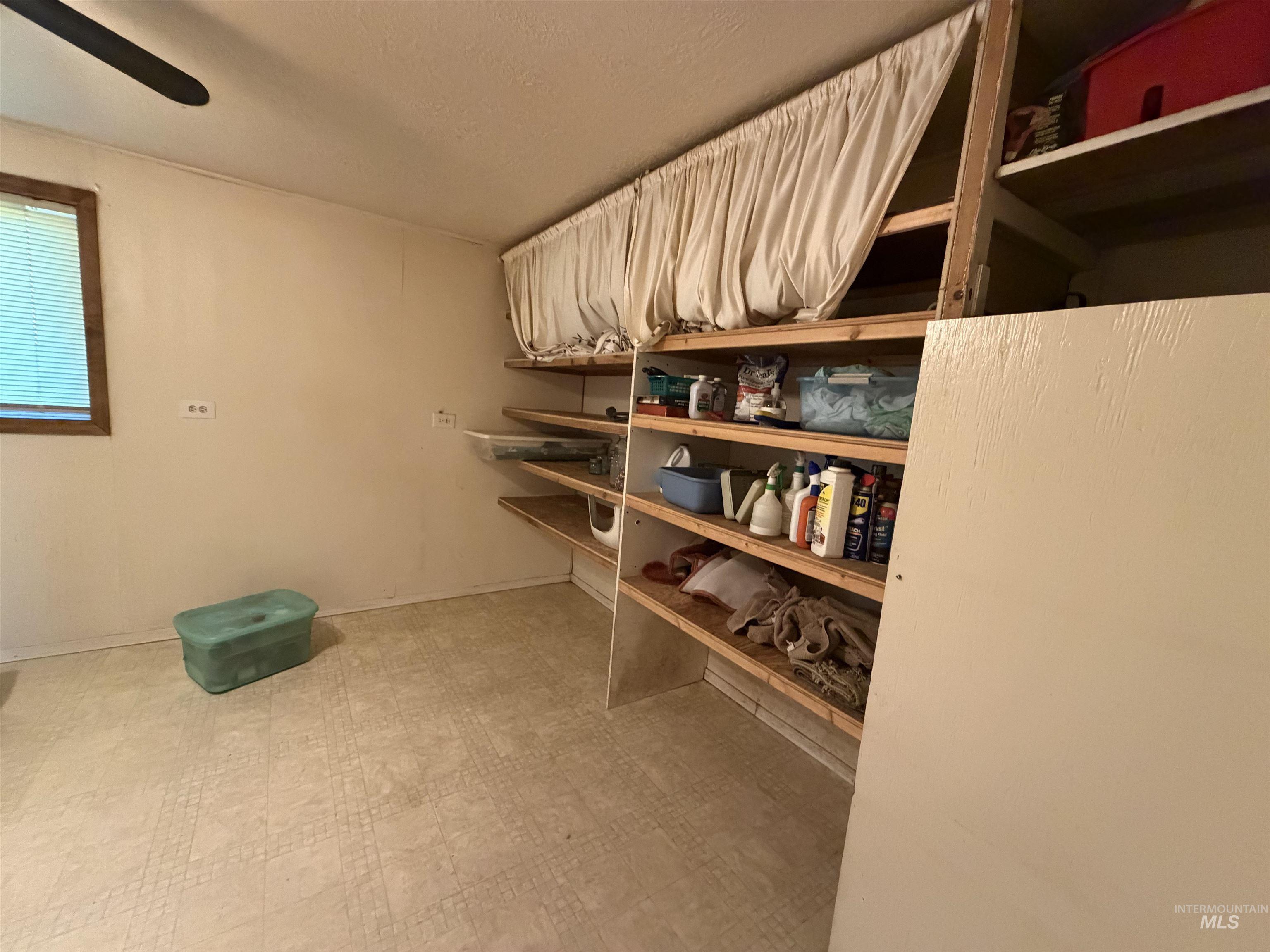1317 Ash Street Property Photo 4
