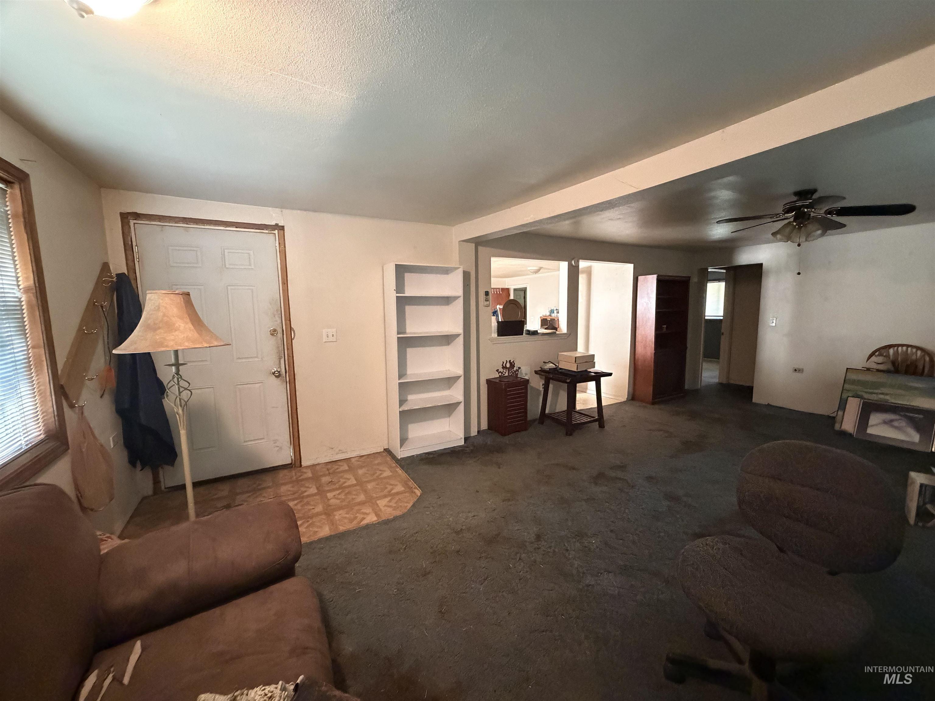1317 Ash Street Property Photo 12