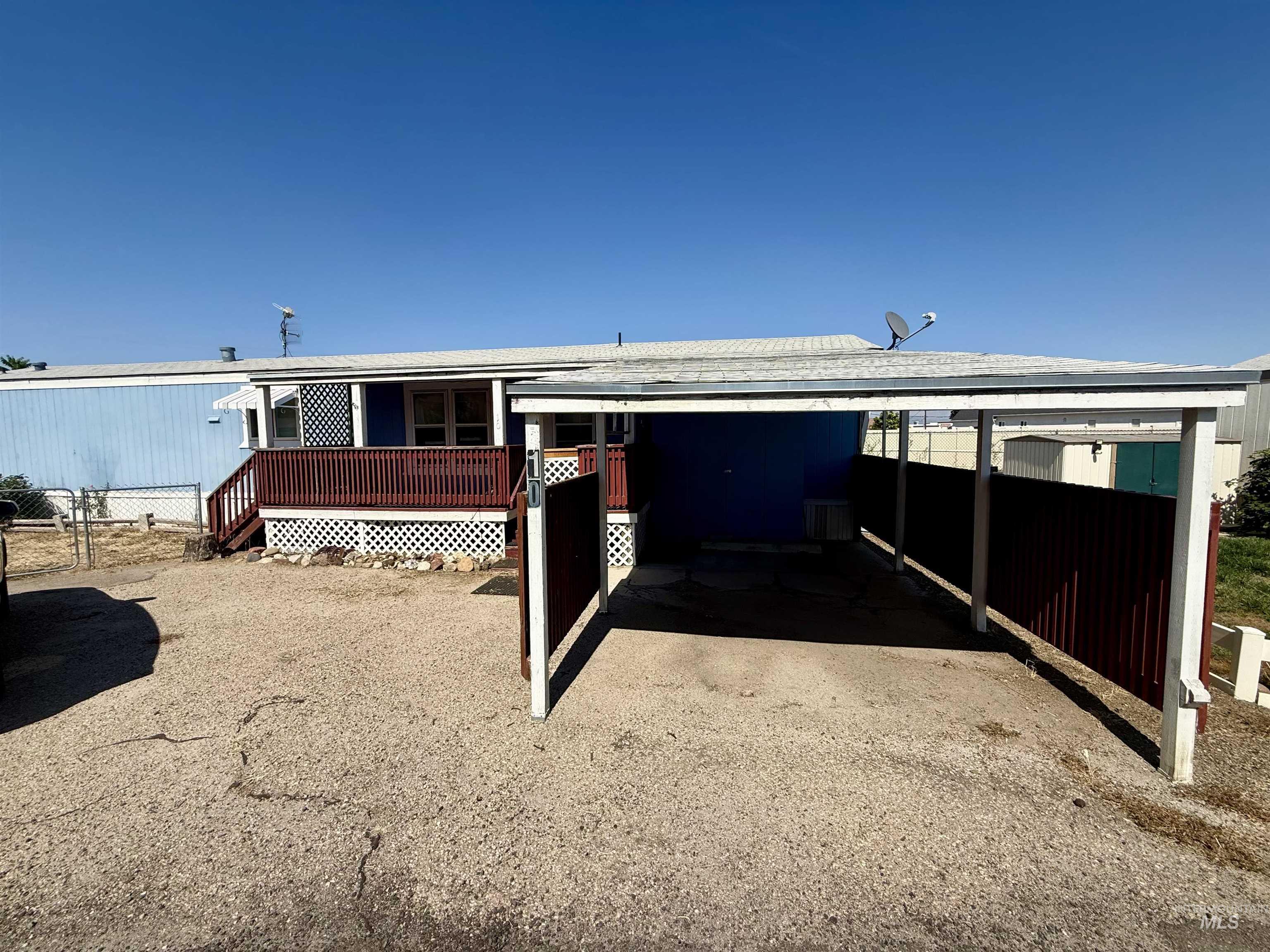 1410 N Midland Blvd Property Photo 2