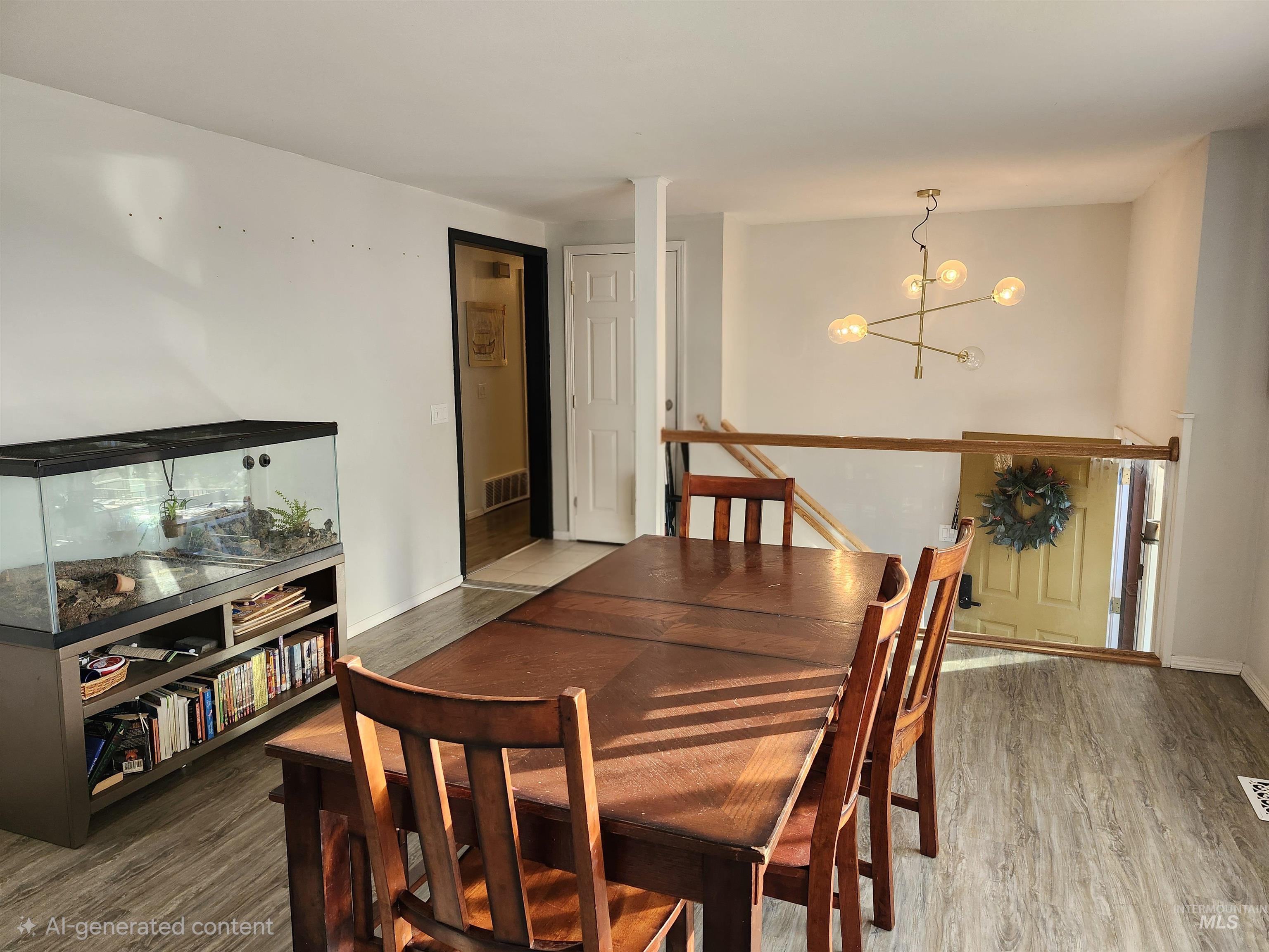 622 Indian Hills Dr Property Photo 8