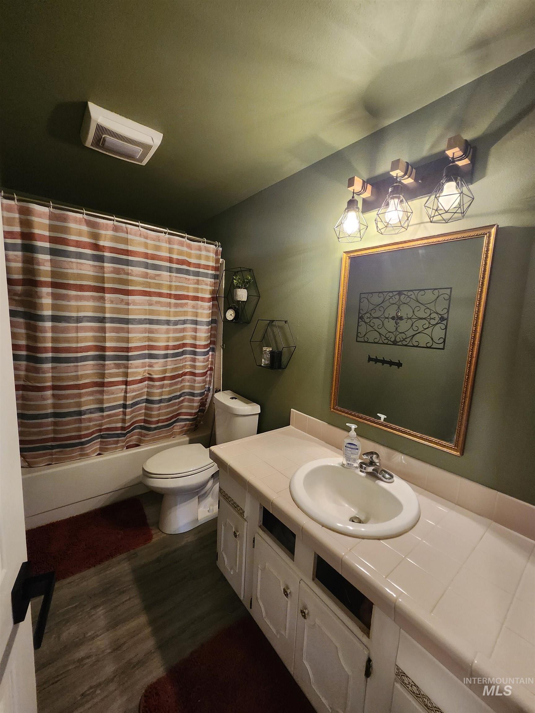 622 Indian Hills Dr Property Photo 22