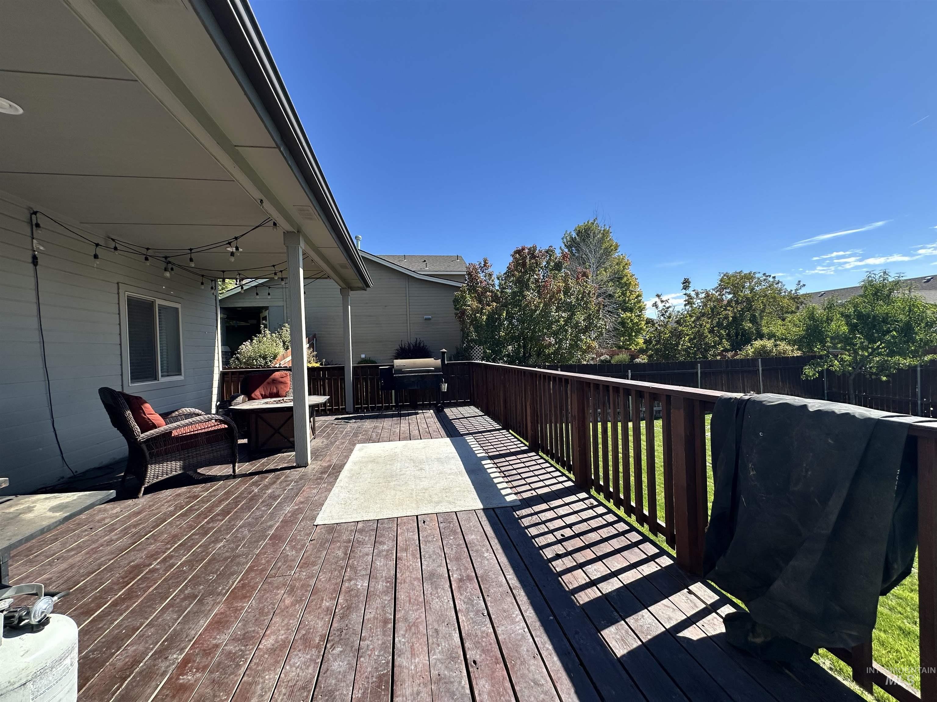 1581 Ne Bedrock St Property Photo 20