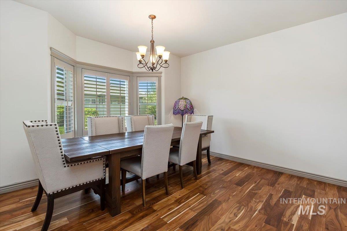 2433 Blick Property Photo 7