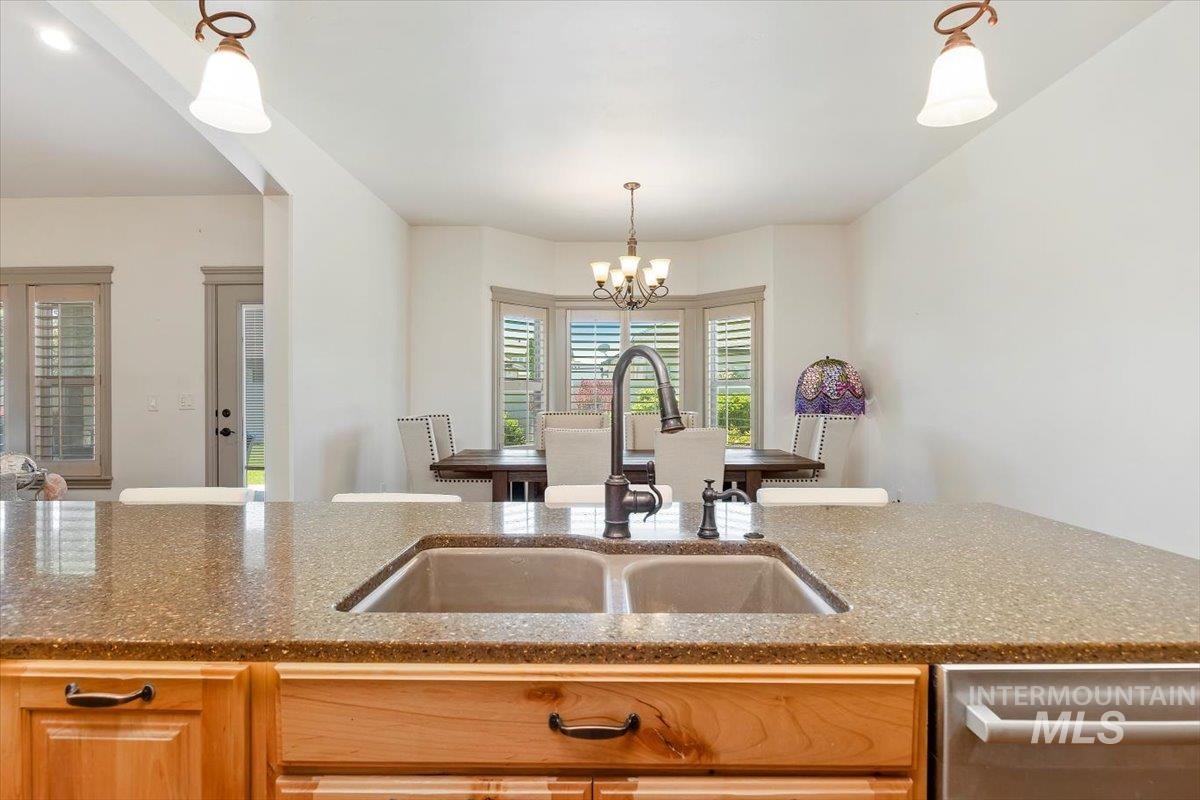2433 Blick Property Photo 16
