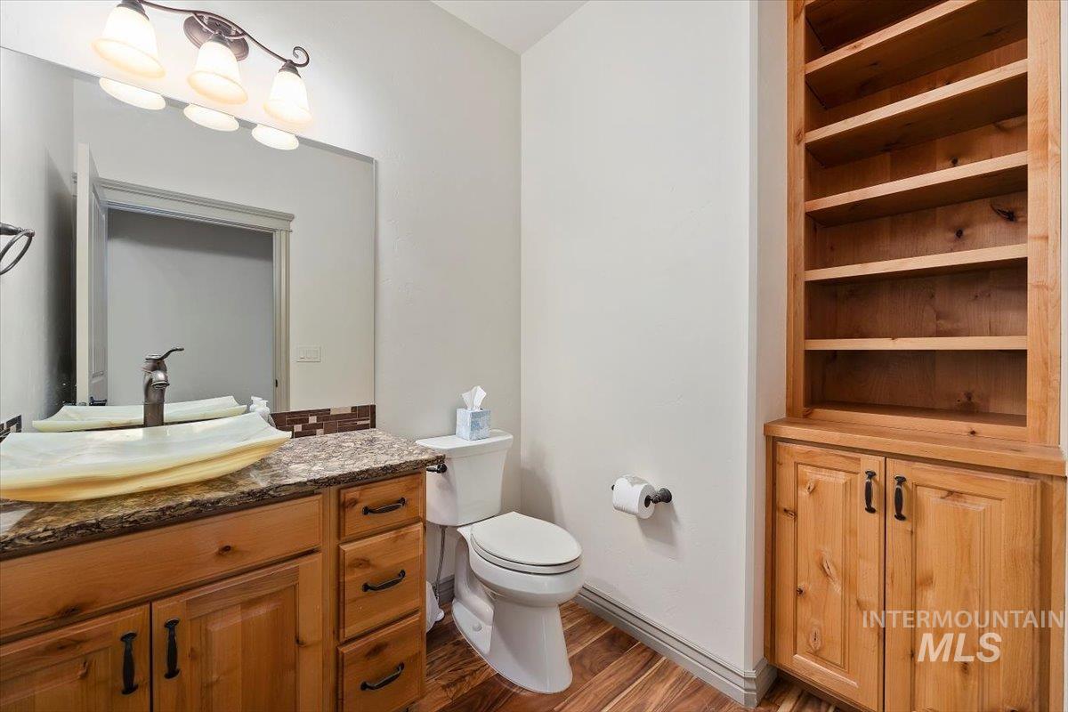 2433 Blick Property Photo 28