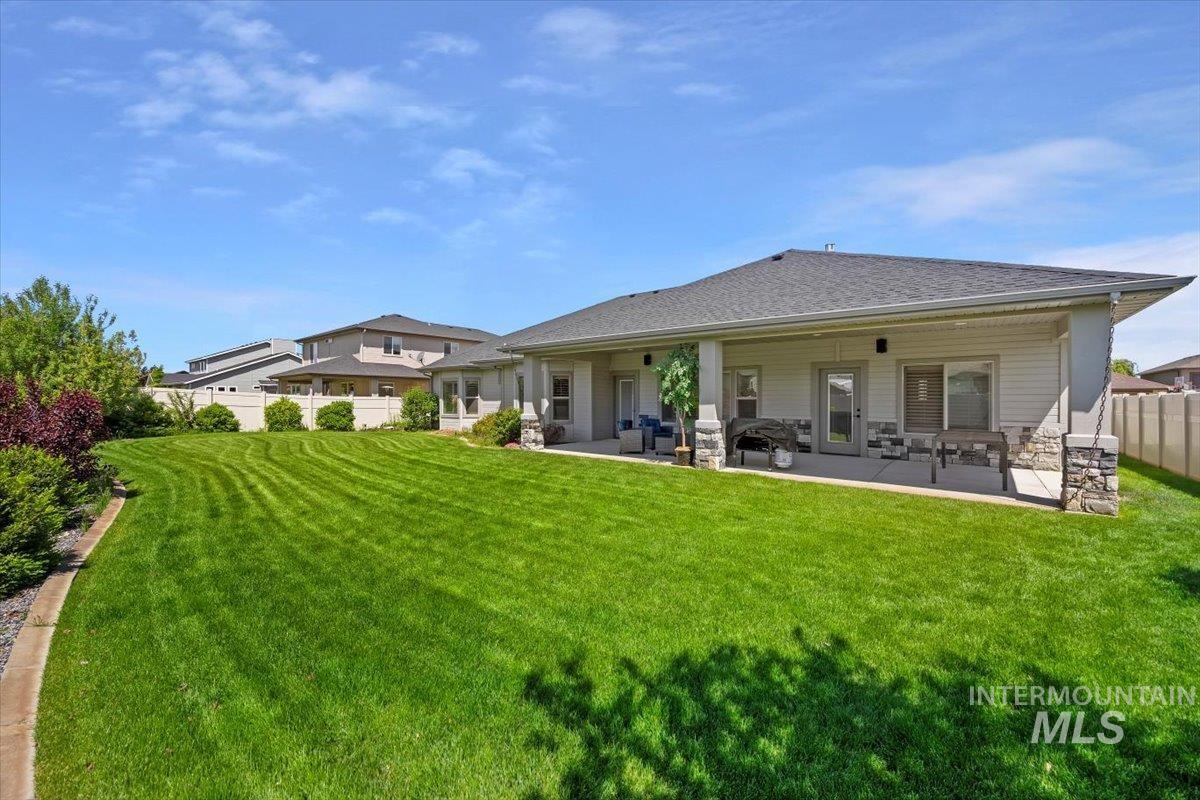 2433 Blick Property Photo 33
