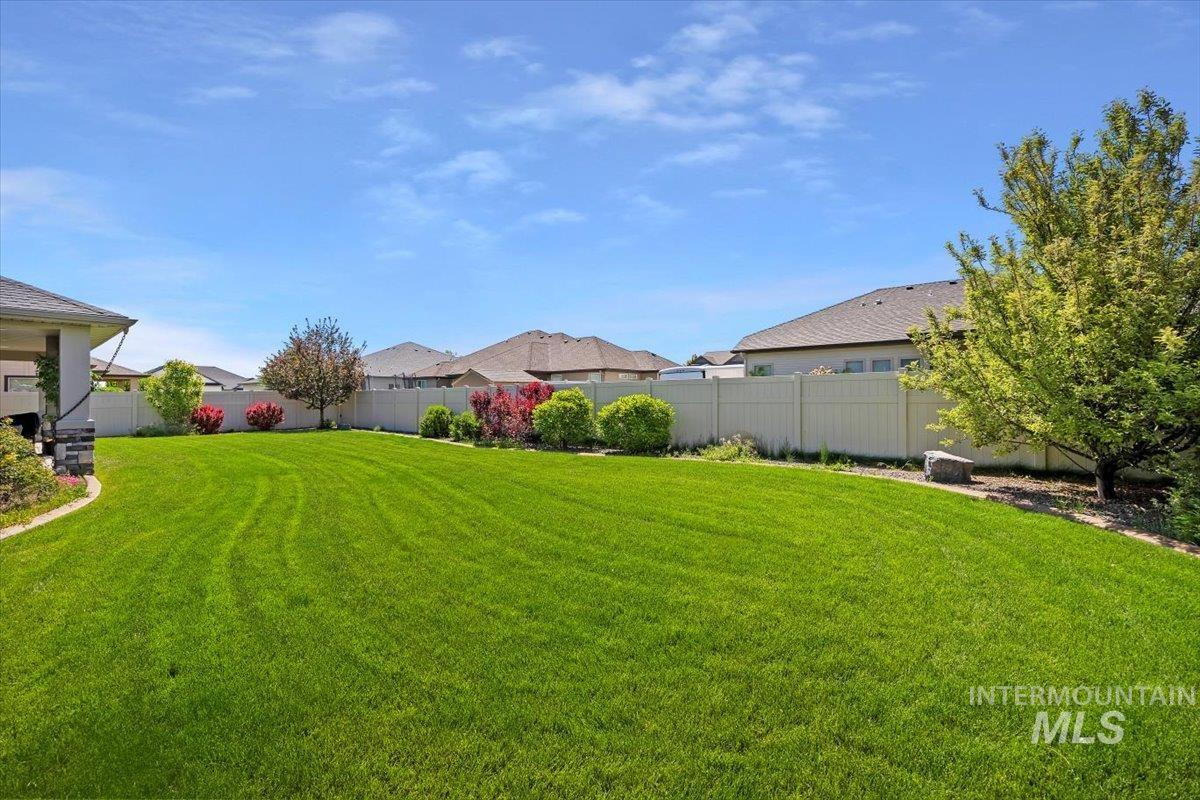 2433 Blick Property Photo 35