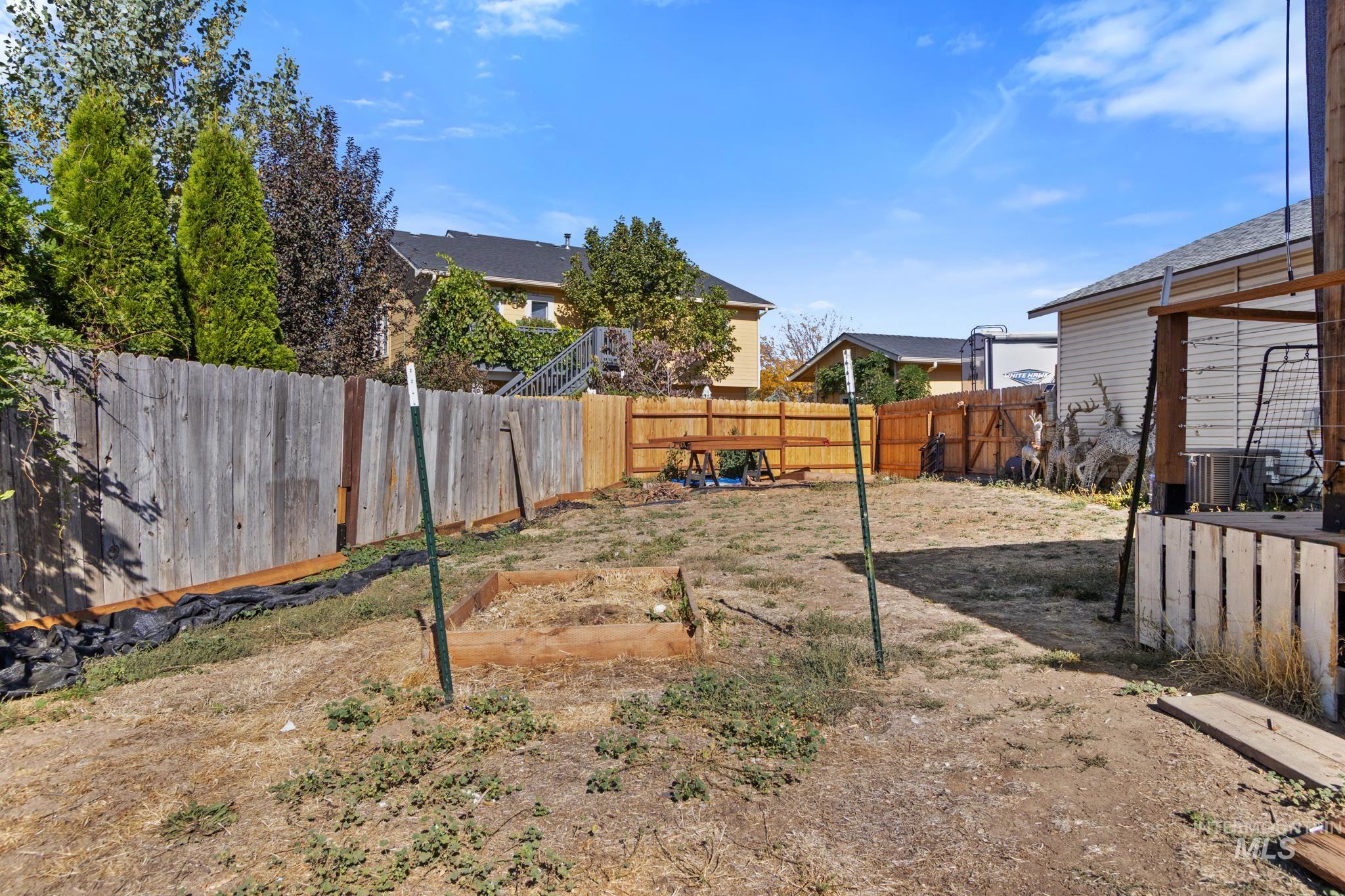 667 E Grouse Ct Property Photo 40