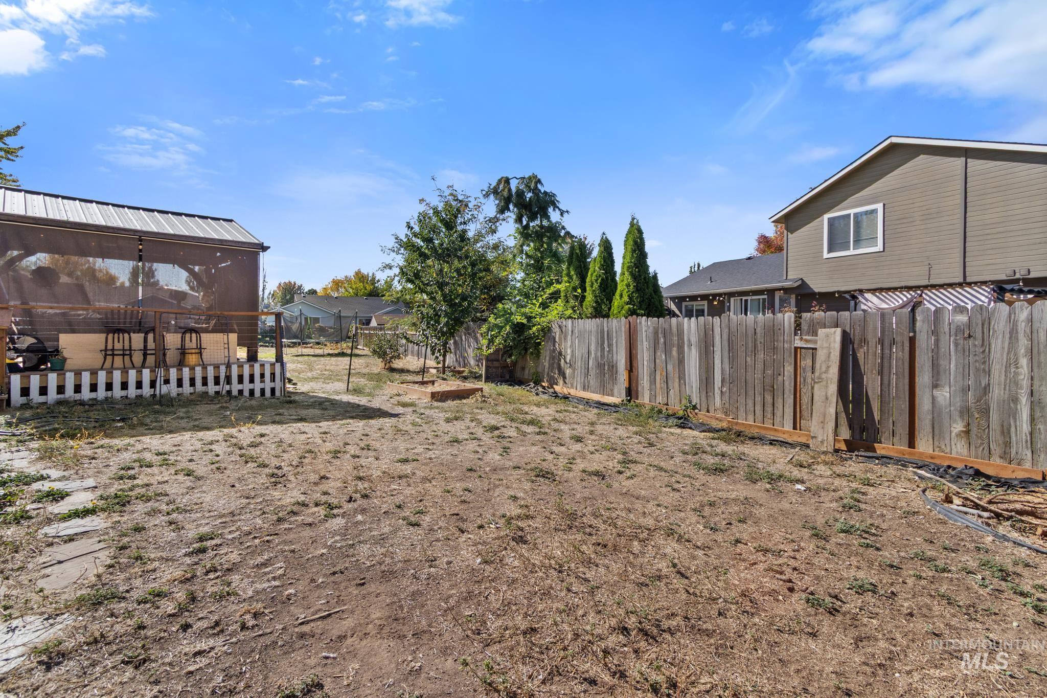 667 E Grouse Ct Property Photo 41