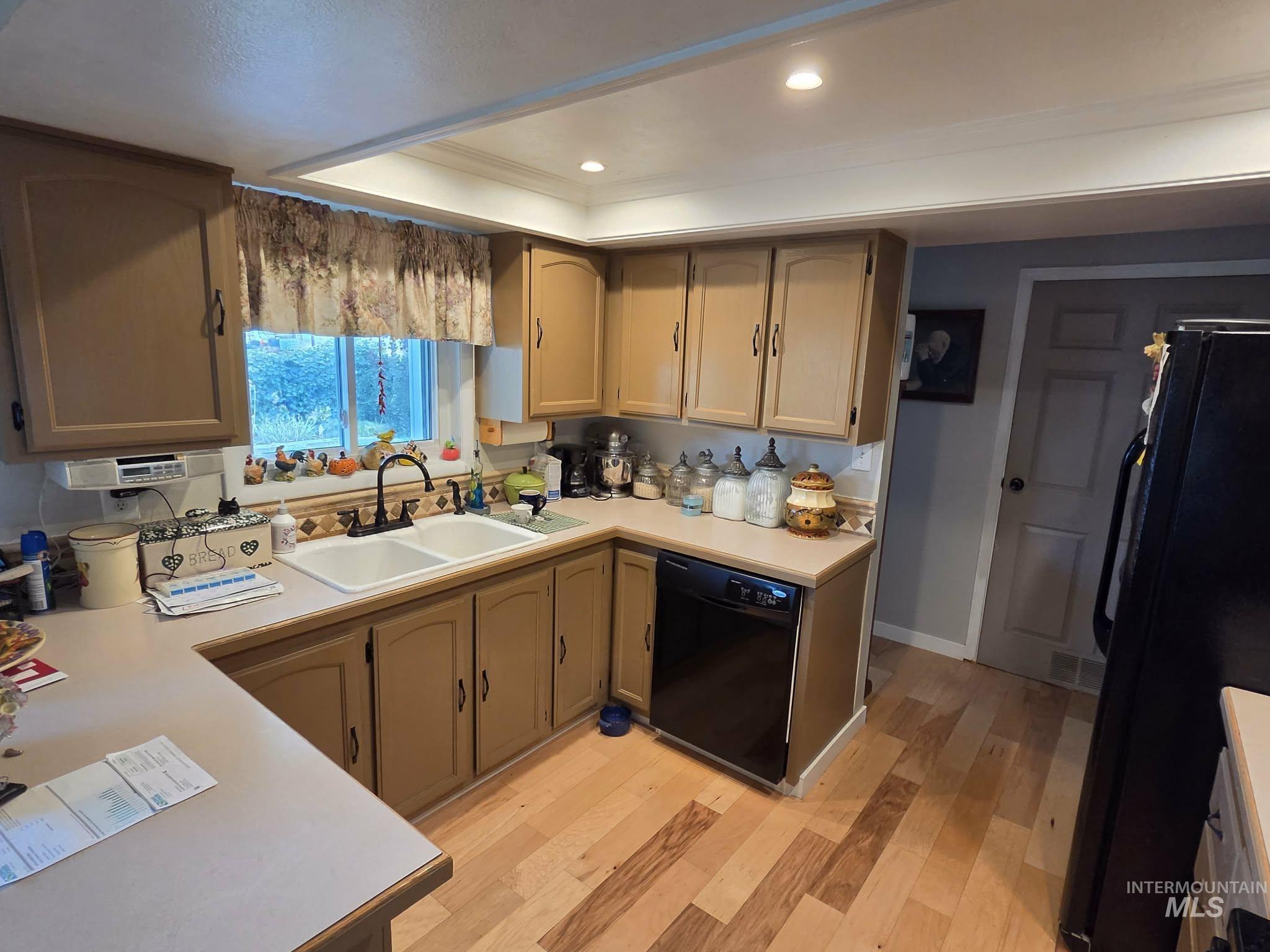 1535 Sunnyside Road Property Photo 2