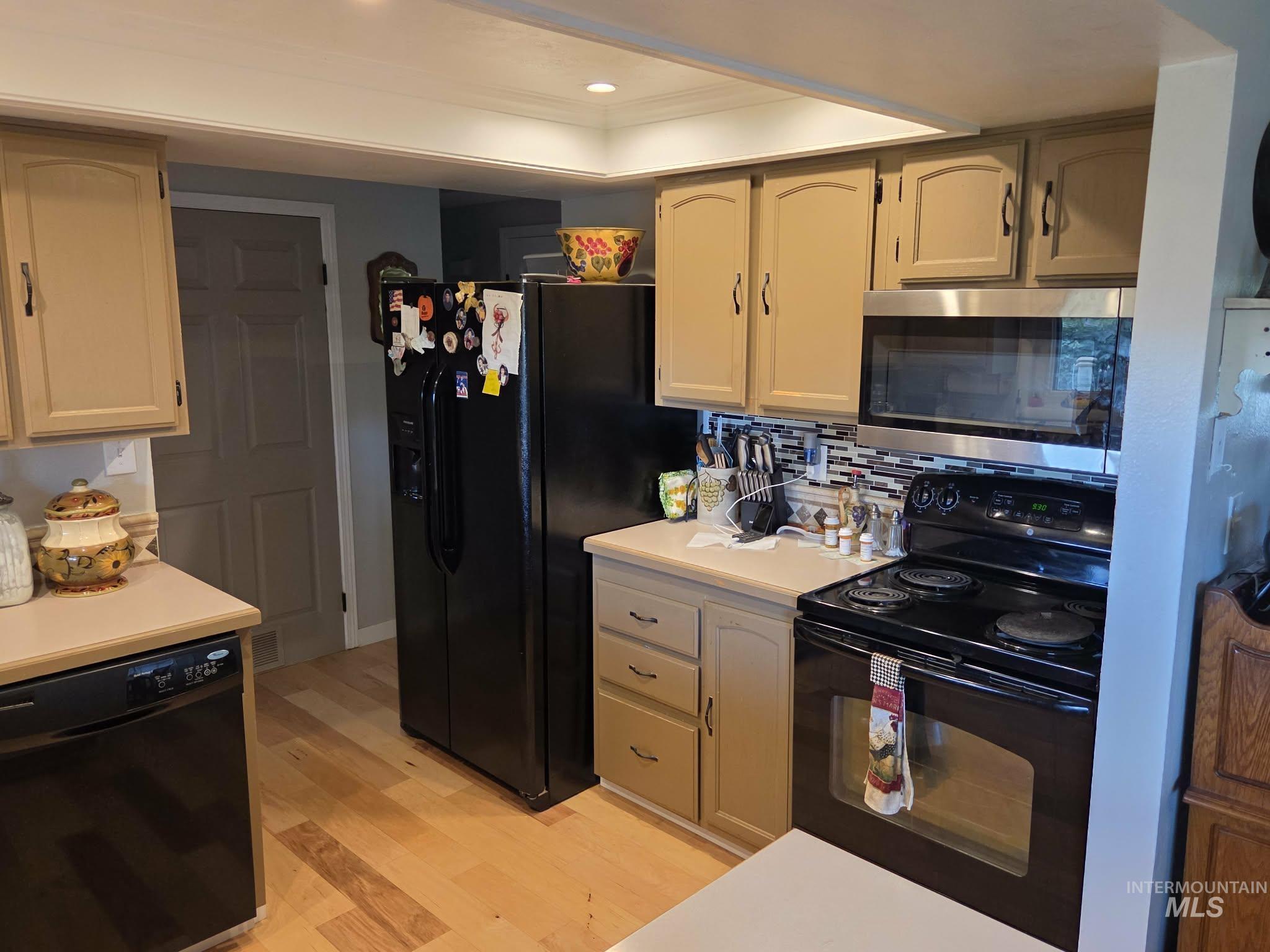1535 Sunnyside Road Property Photo 3