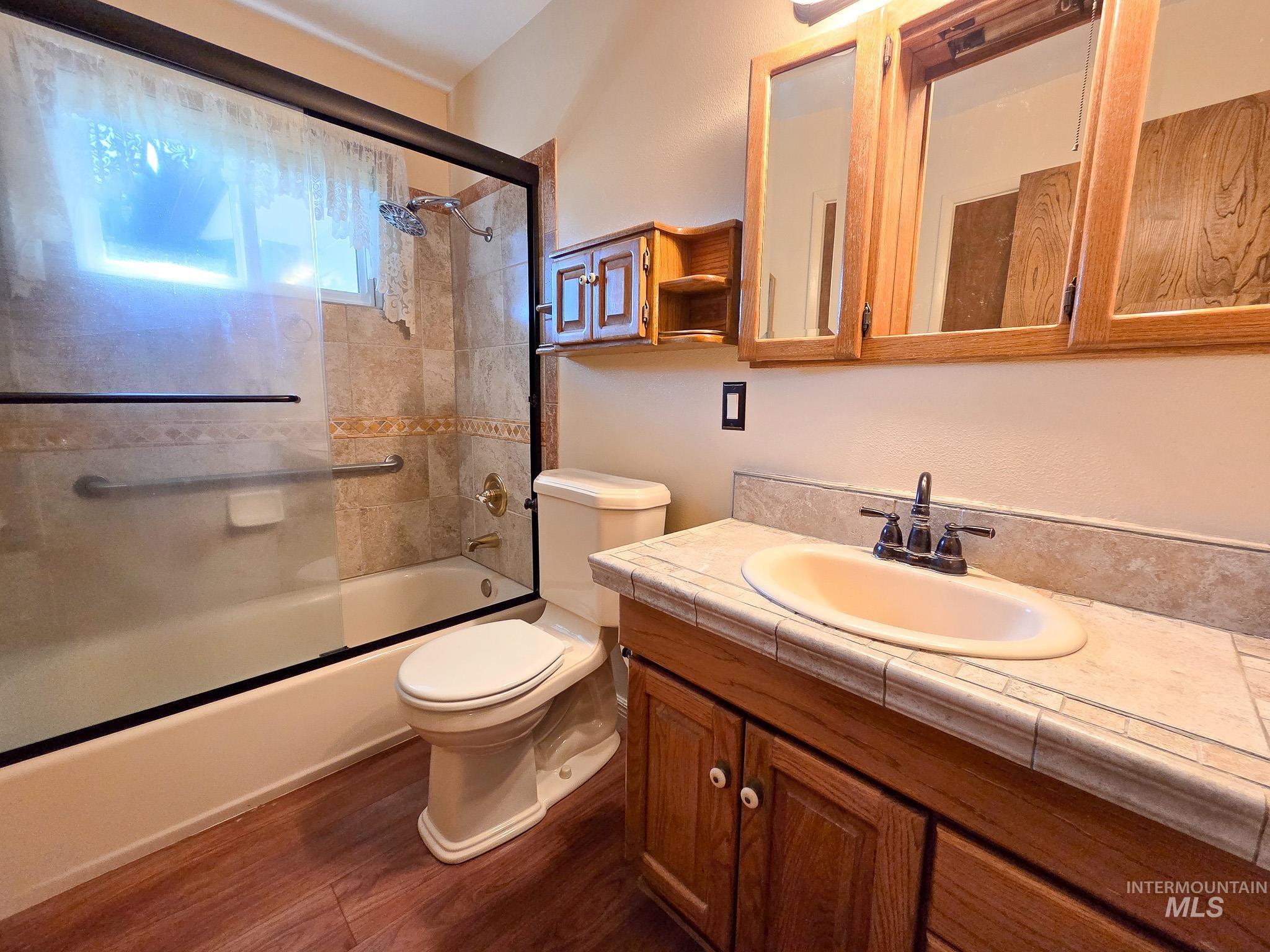 624 Airway Ave Property Photo 19