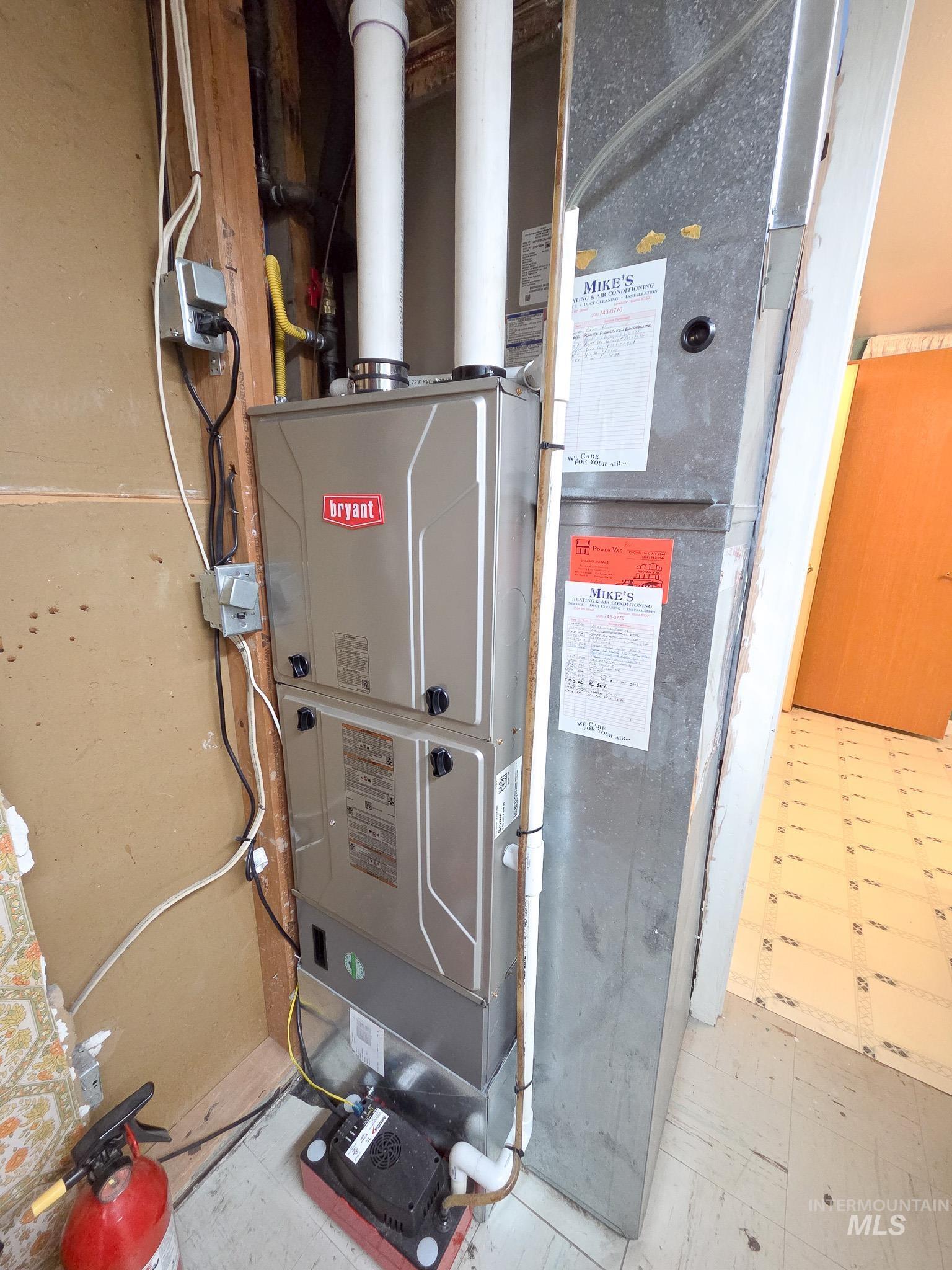 624 Airway Ave Property Photo 29