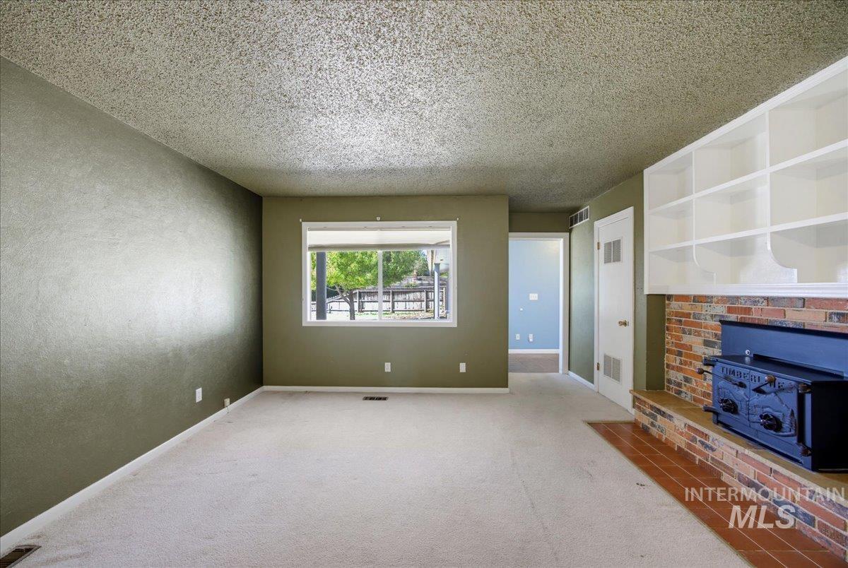 107 Felton St Property Photo 14