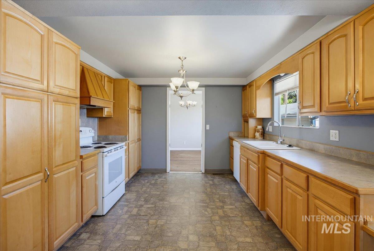 107 Felton St Property Photo 16