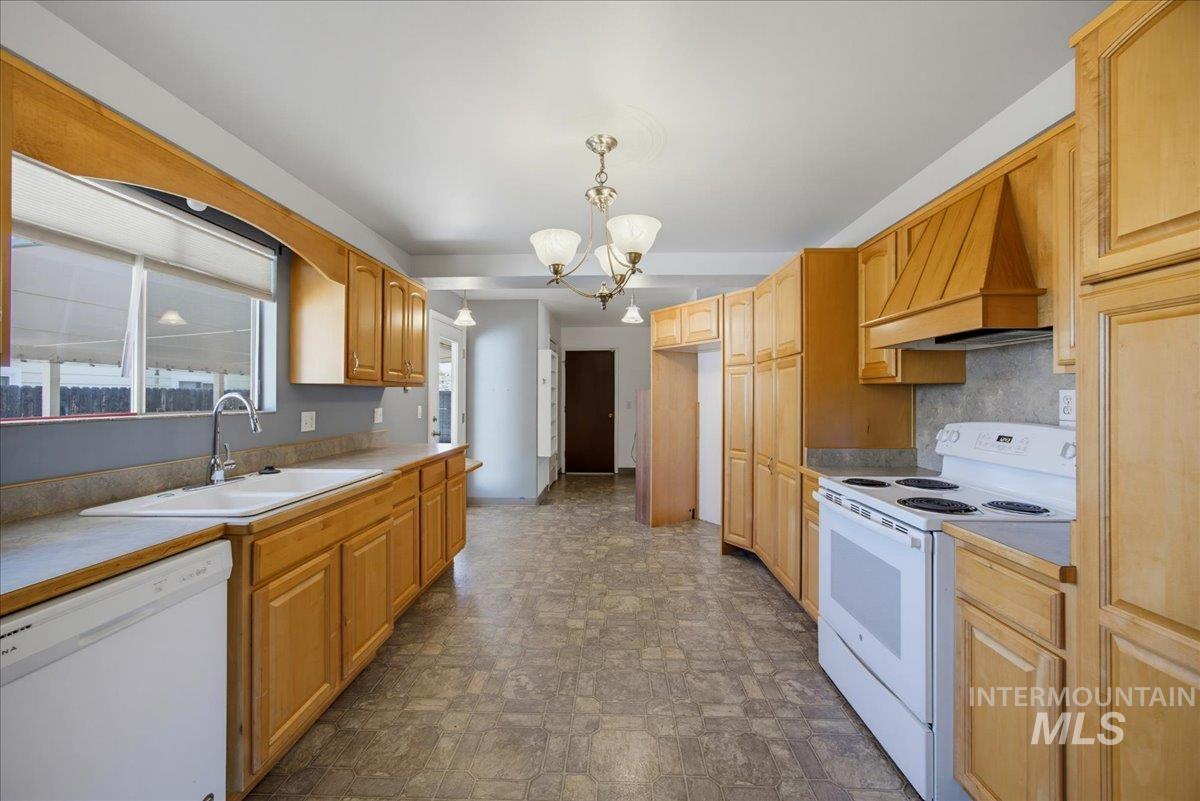 107 Felton St Property Photo 18