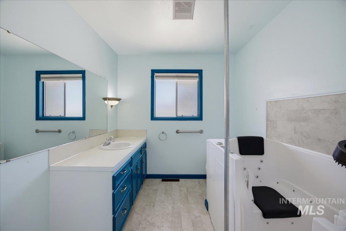 107 Felton St Property Photo 22