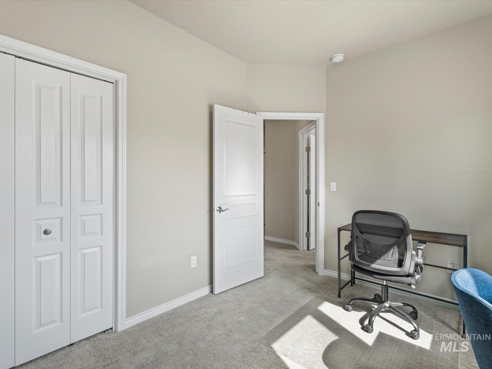 1505 Old Maple Court Property Photo 13