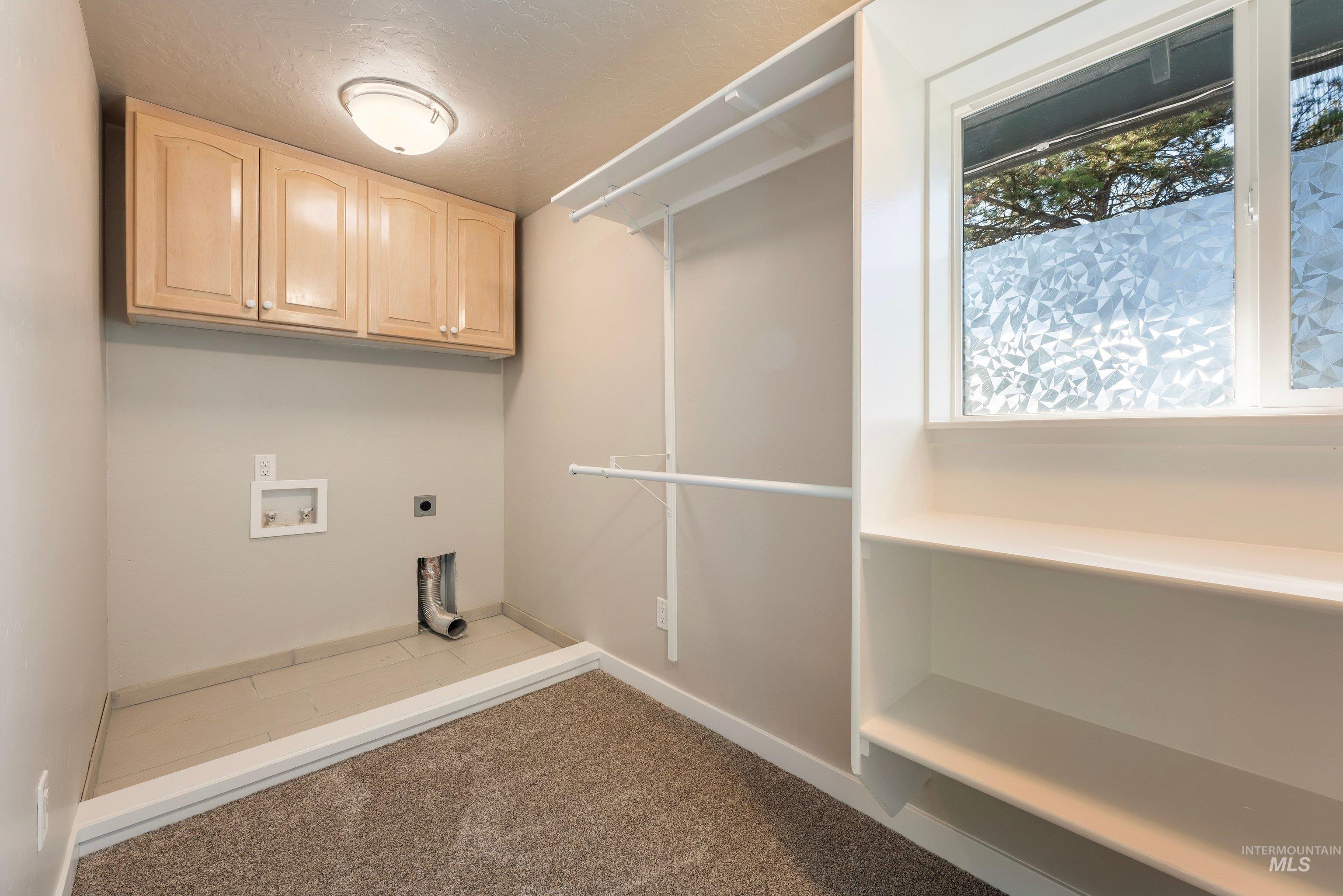 2204 Cari Circle Property Photo 14