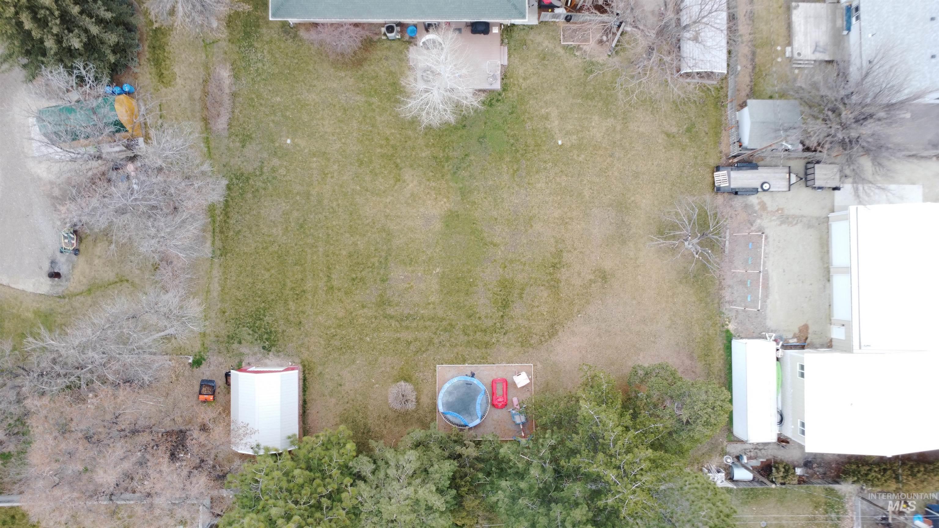 2616 Burton Ave Property Photo 47