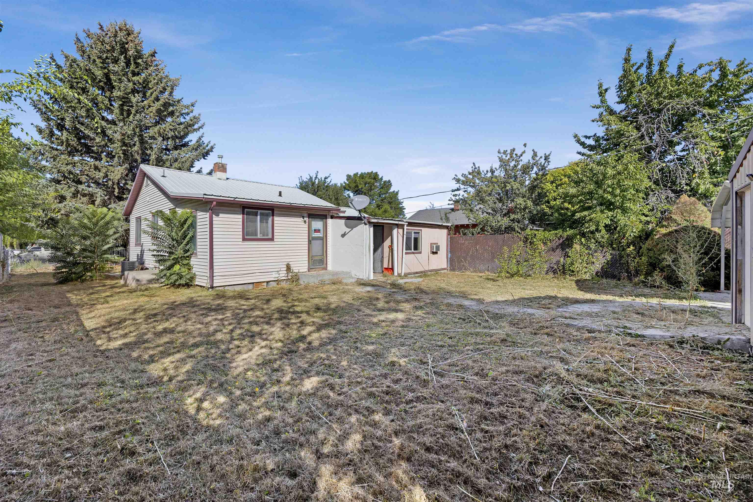 99001577 Property Photo 18
