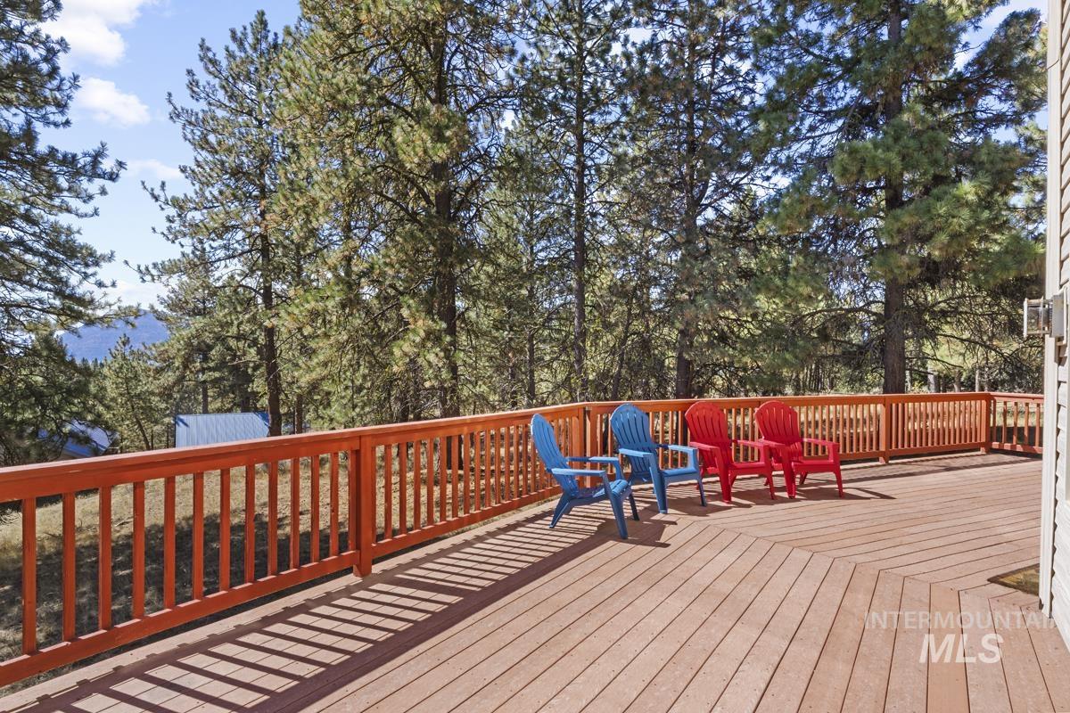 1496 Pine Ridge Drive Property Photo 31