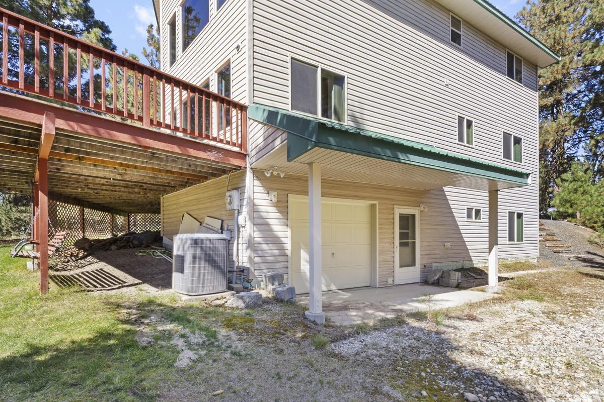1496 Pine Ridge Drive Property Photo 32