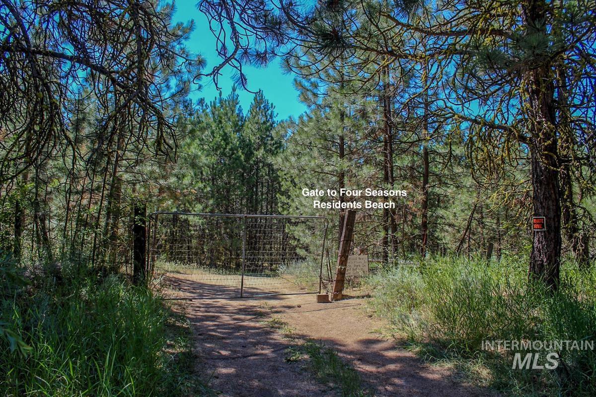 1496 Pine Ridge Drive Property Photo 42