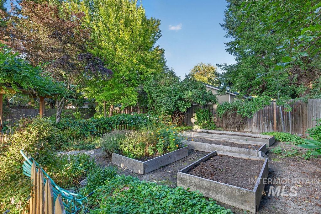 5428 W Clearview Ct. Property Photo 33