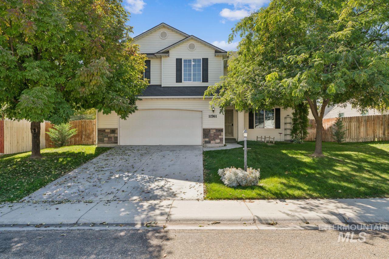 11761 Tidewater St Property Photo 2