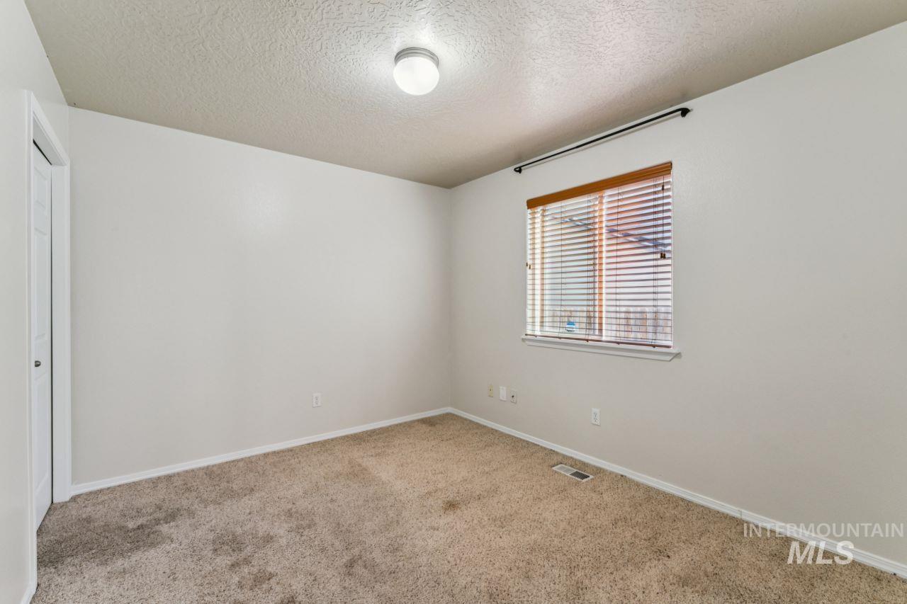 11761 Tidewater St Property Photo 16