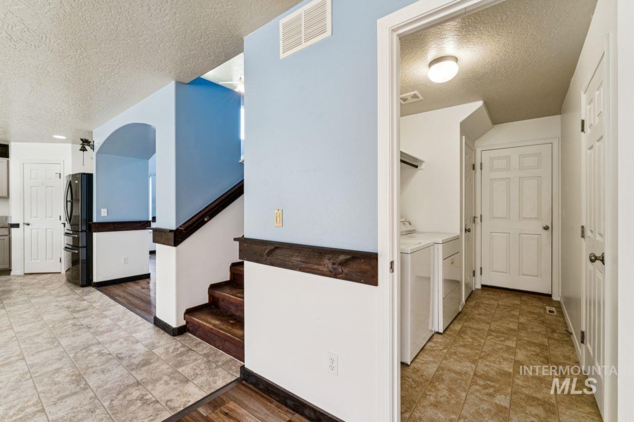11761 Tidewater St Property Photo 18