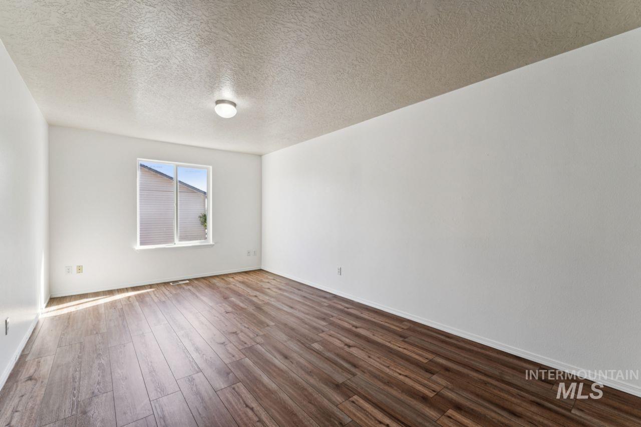 11761 Tidewater St Property Photo 22
