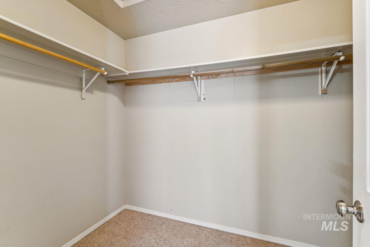 11761 Tidewater St Property Photo 29