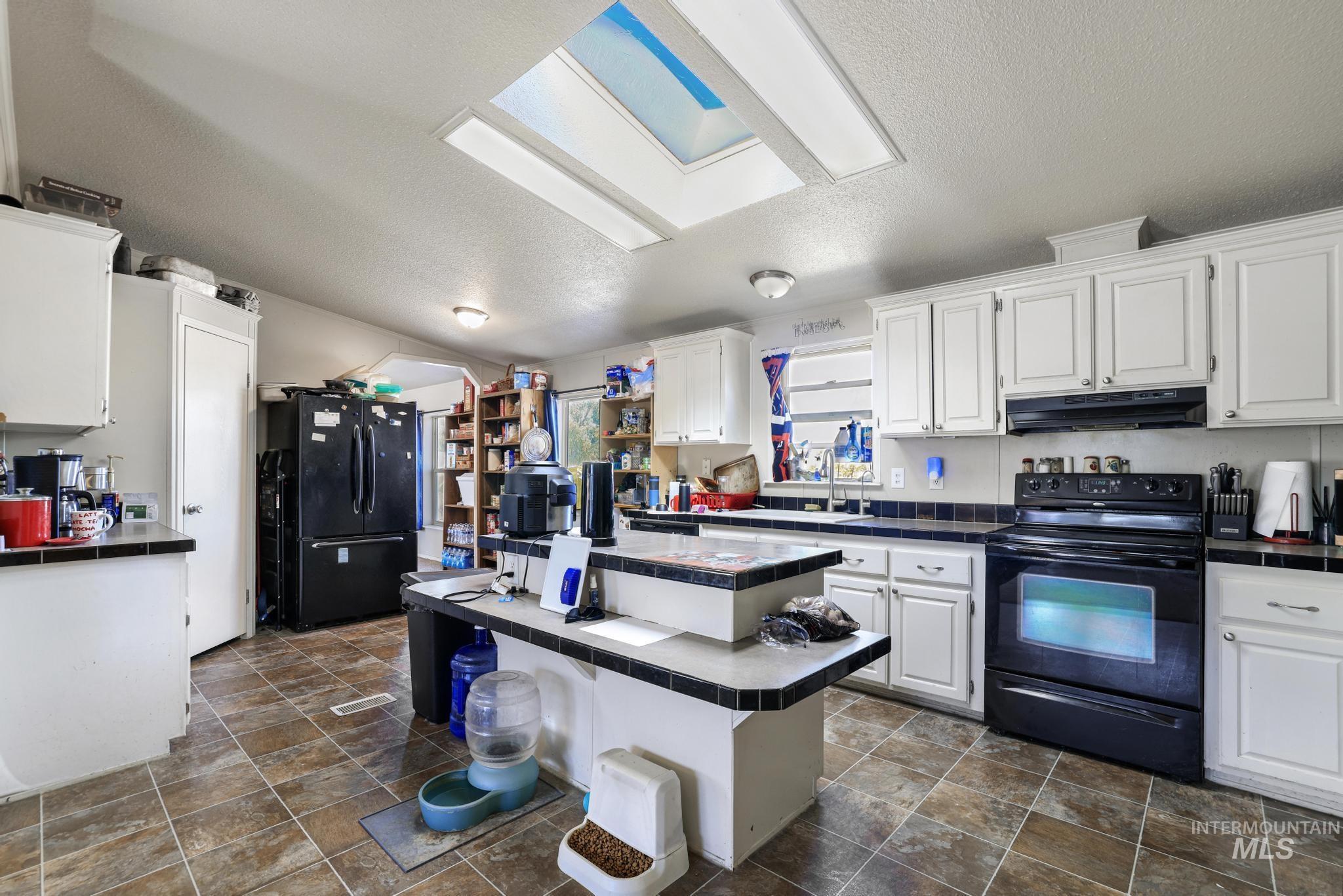 3888 N 2430 E Property Photo 9