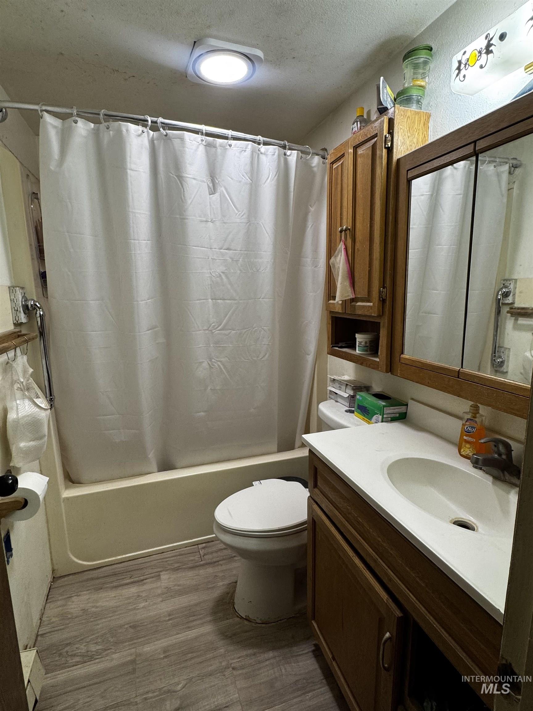 232 Glacier Drive Property Photo 5