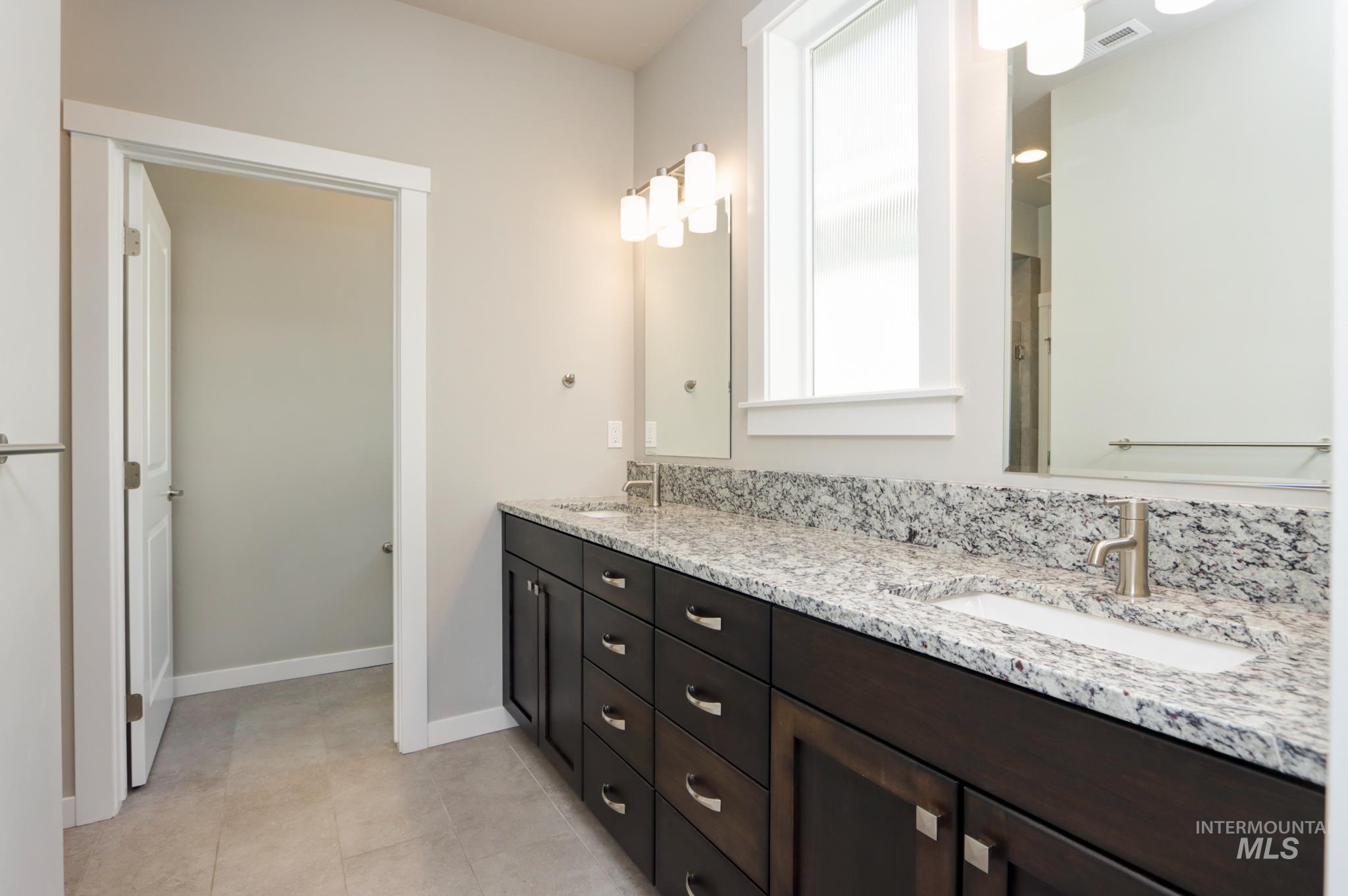 2214 E Danzee Dr Property Photo 26