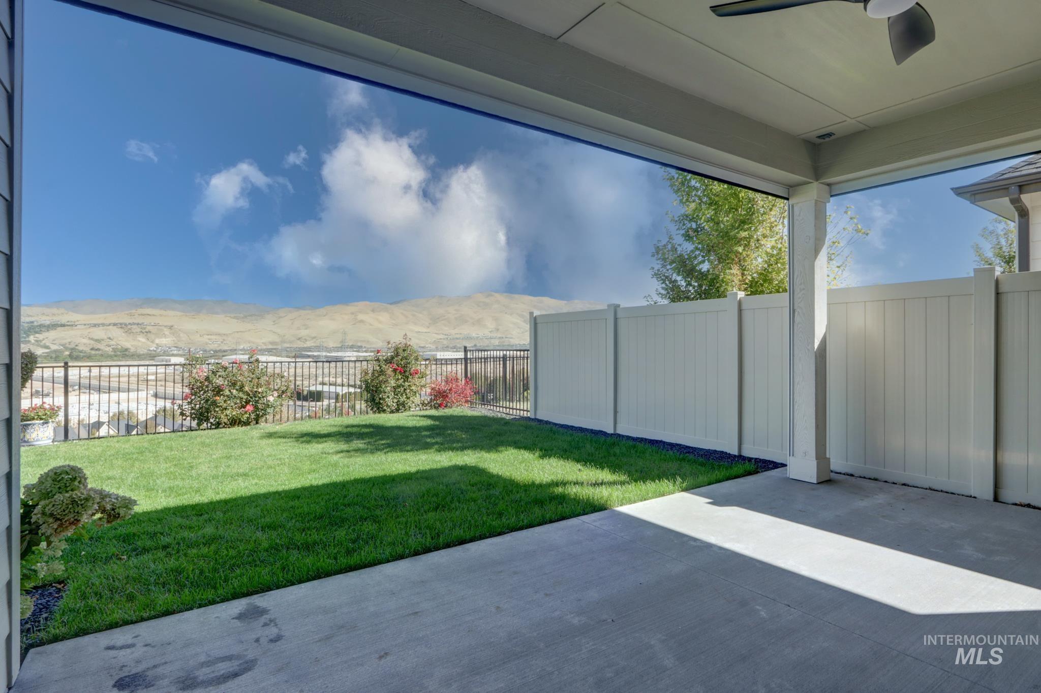 2214 E Danzee Dr Property Photo 38
