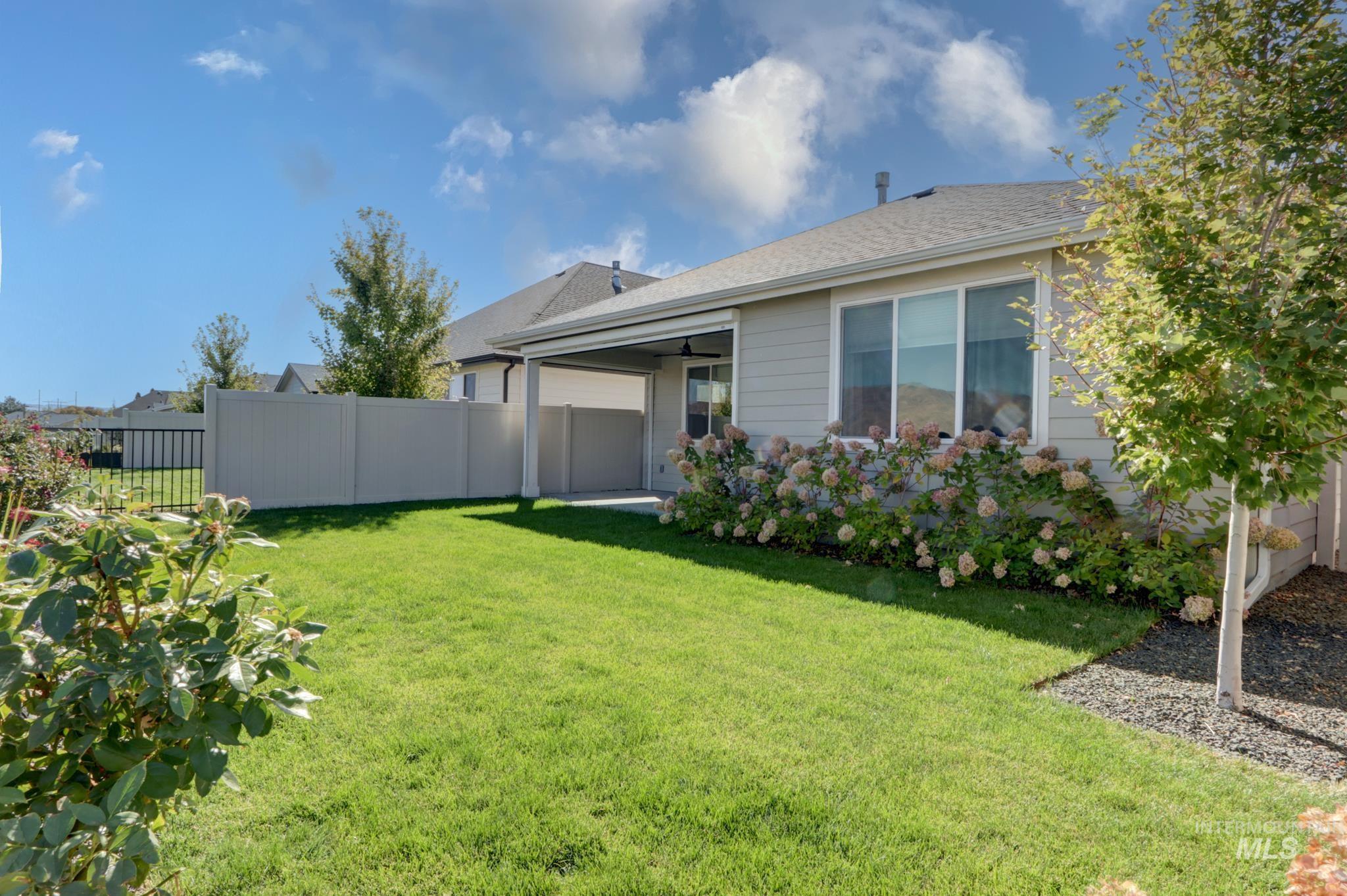 2214 E Danzee Dr Property Photo 41