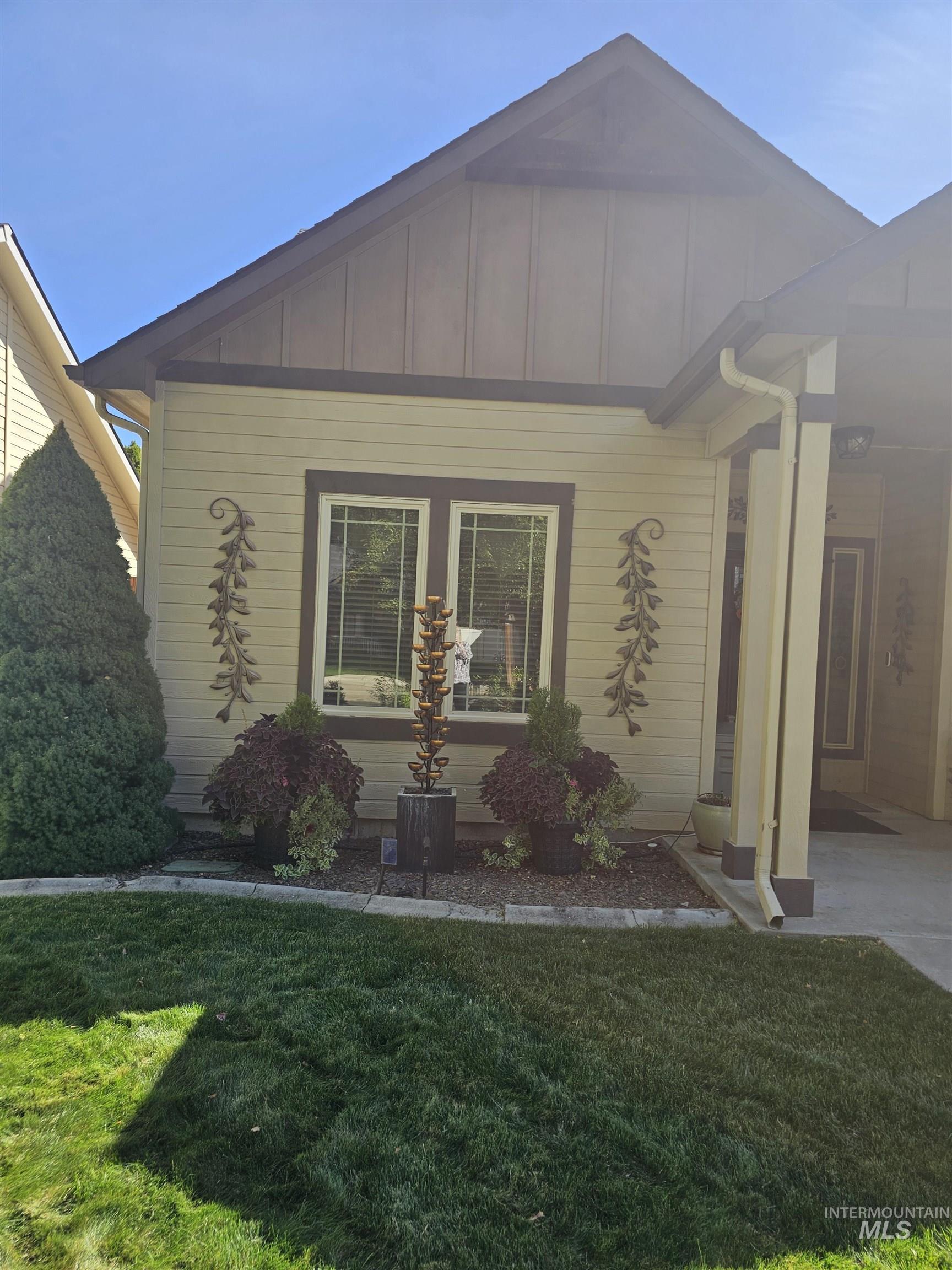 3712 N Twin Eagles Way Property Photo 3