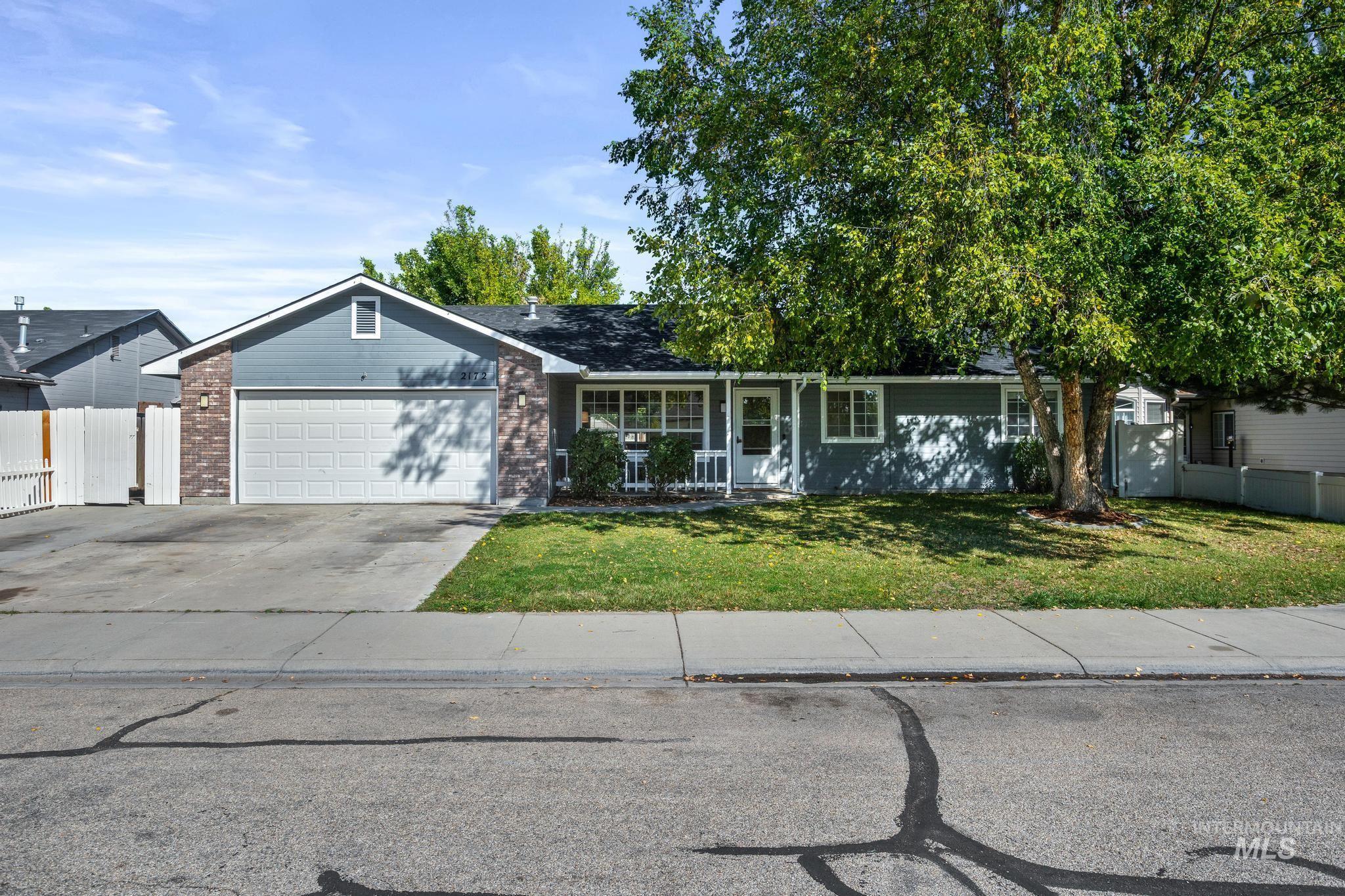 2172 W Hendricks St Property Photo 1