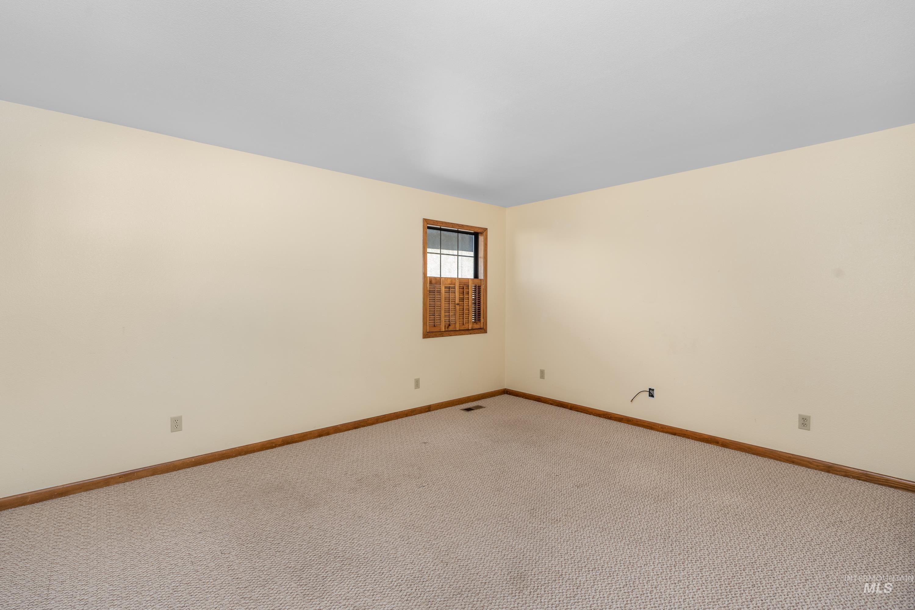 9401 W Stonehill Ct Property Photo 7