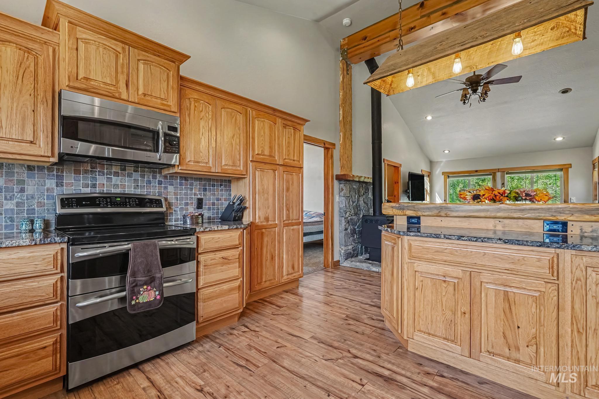 106 Wilderness Lake Rd, Property Photo 16