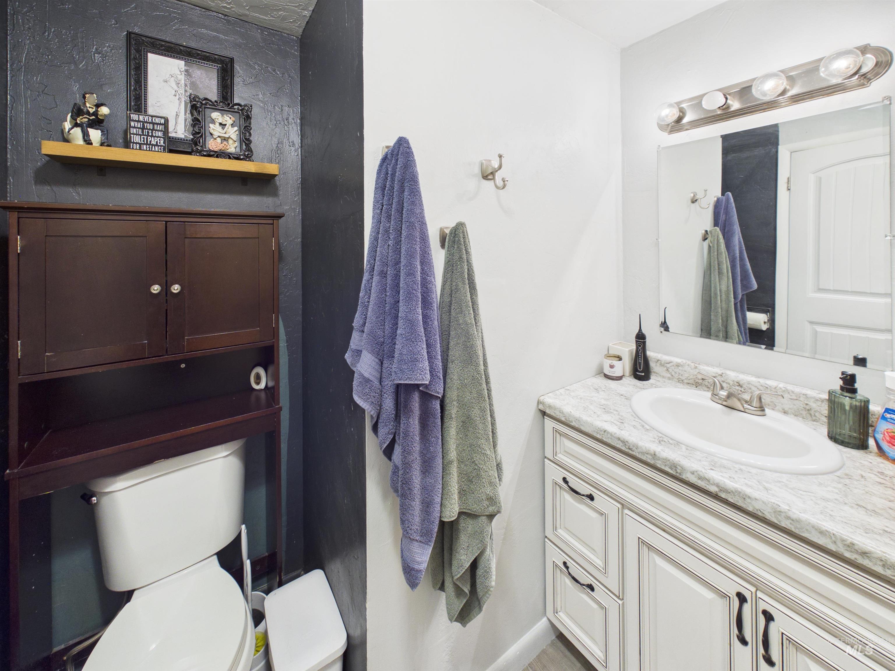 310 E Atherton Property Photo 12